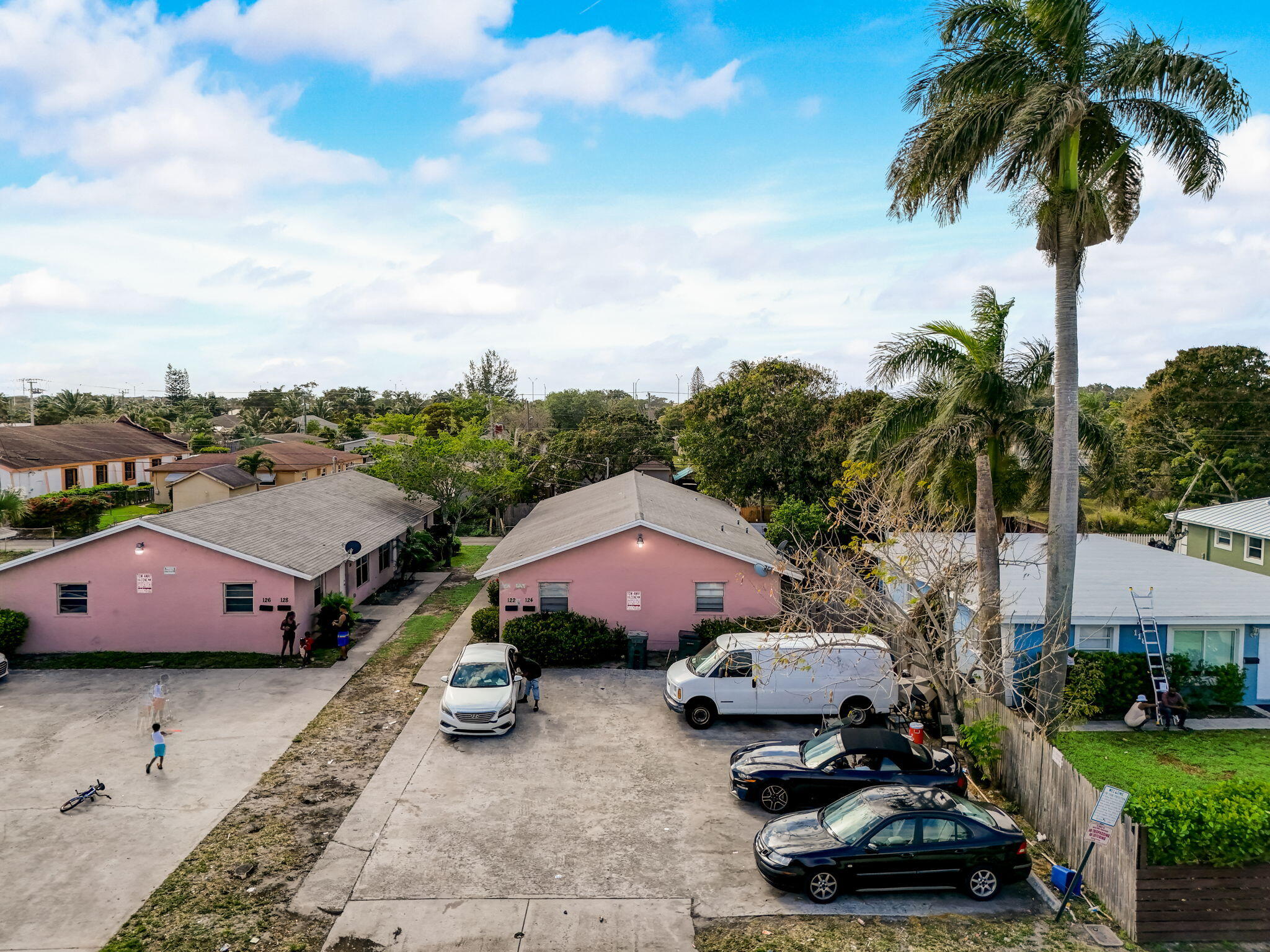 122 SW 12th Avenue