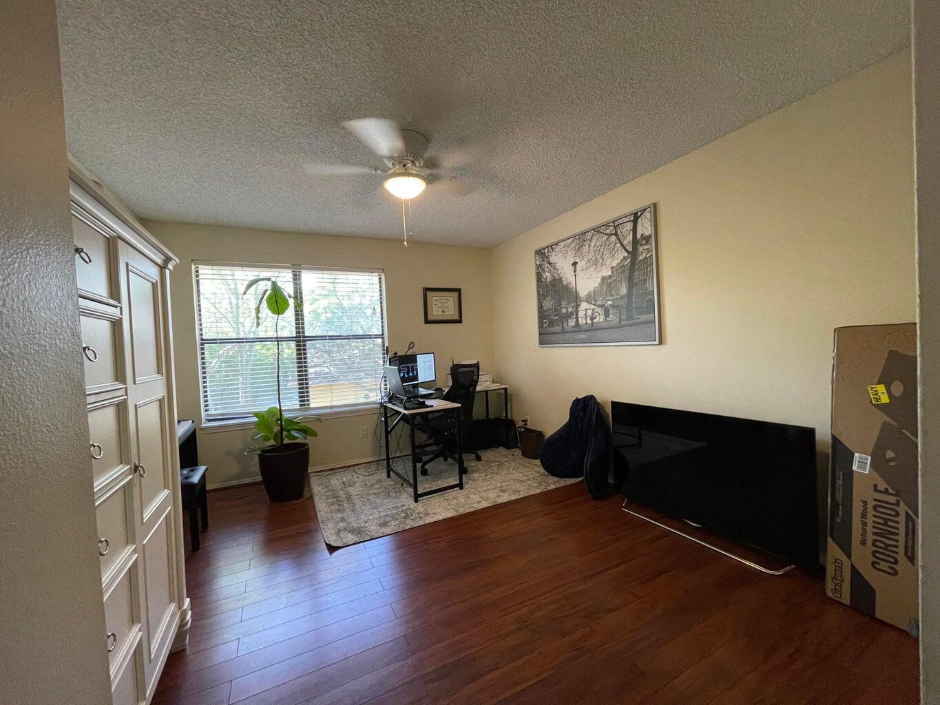 2301 N Congress Avenue 27