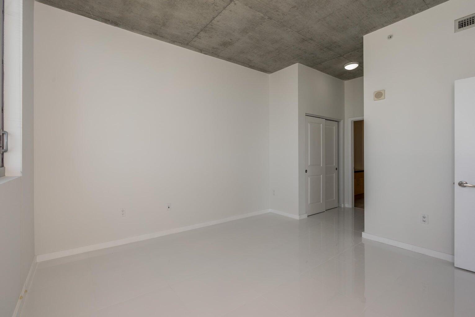 300 S Australian Avenue 1220
