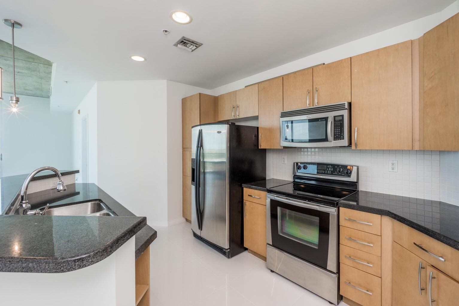 300 S Australian Avenue 1220