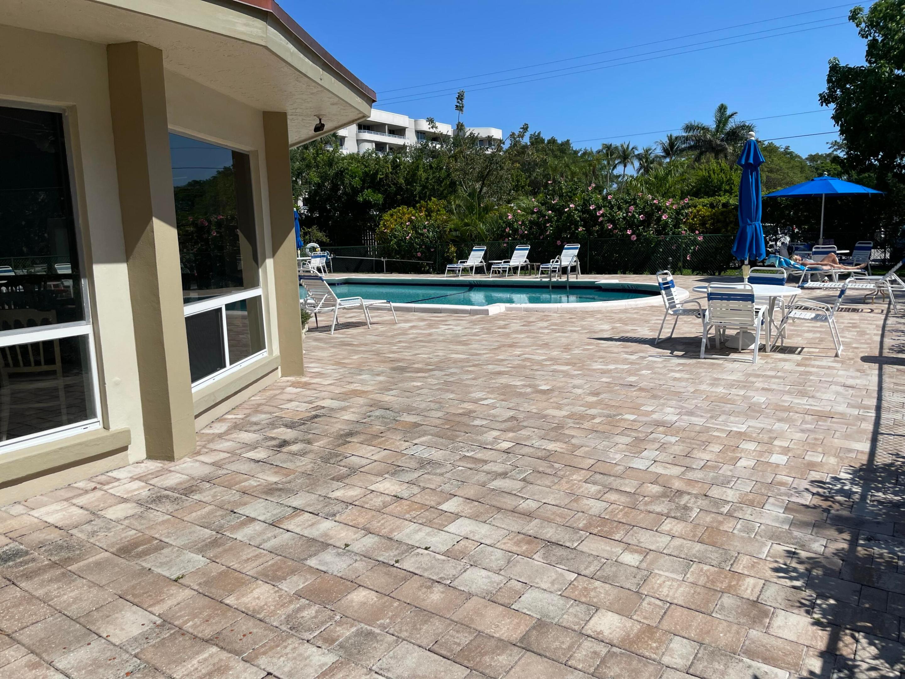 555 Banyan Tree Lane 209