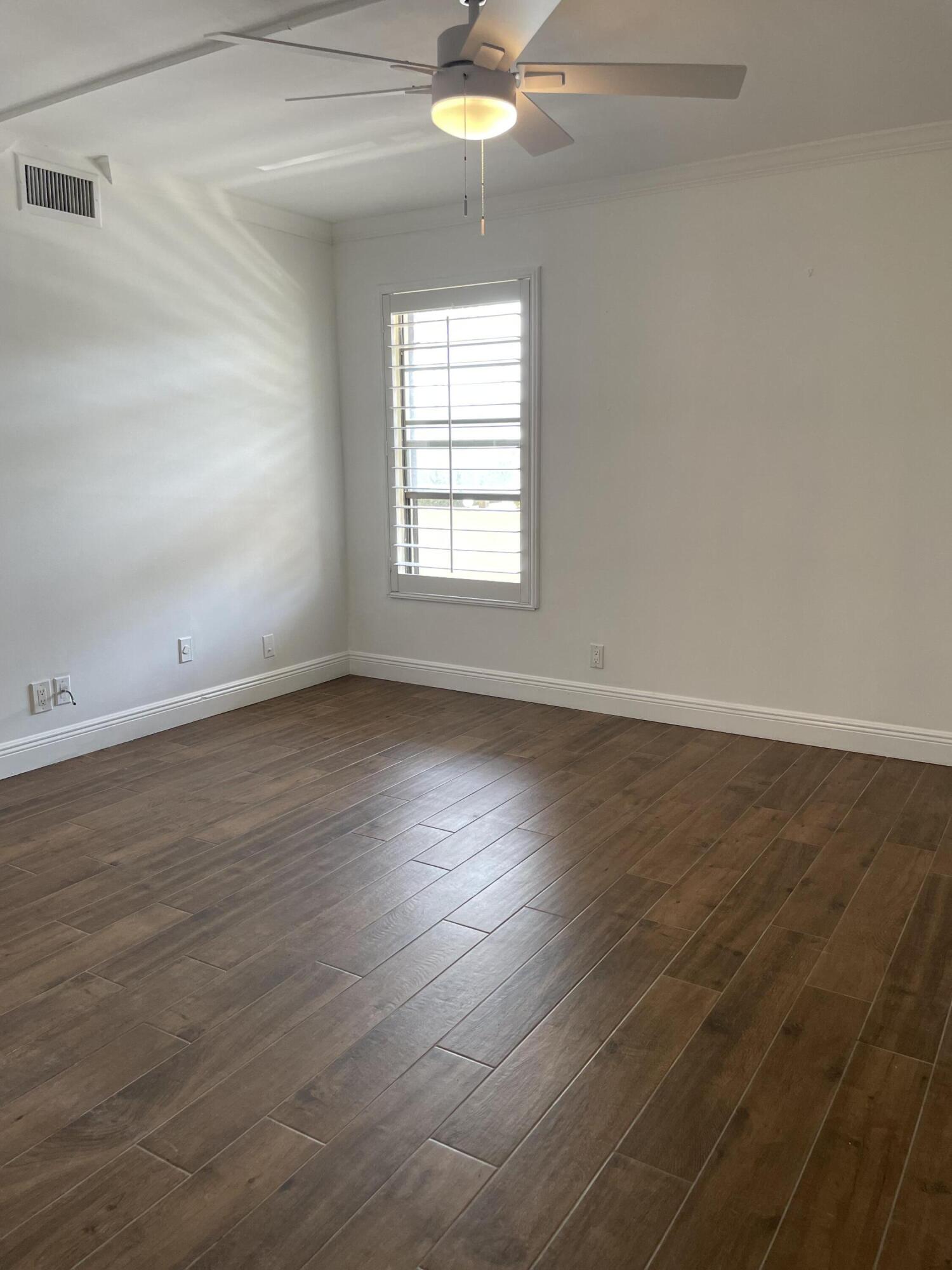 555 Banyan Tree Lane 209