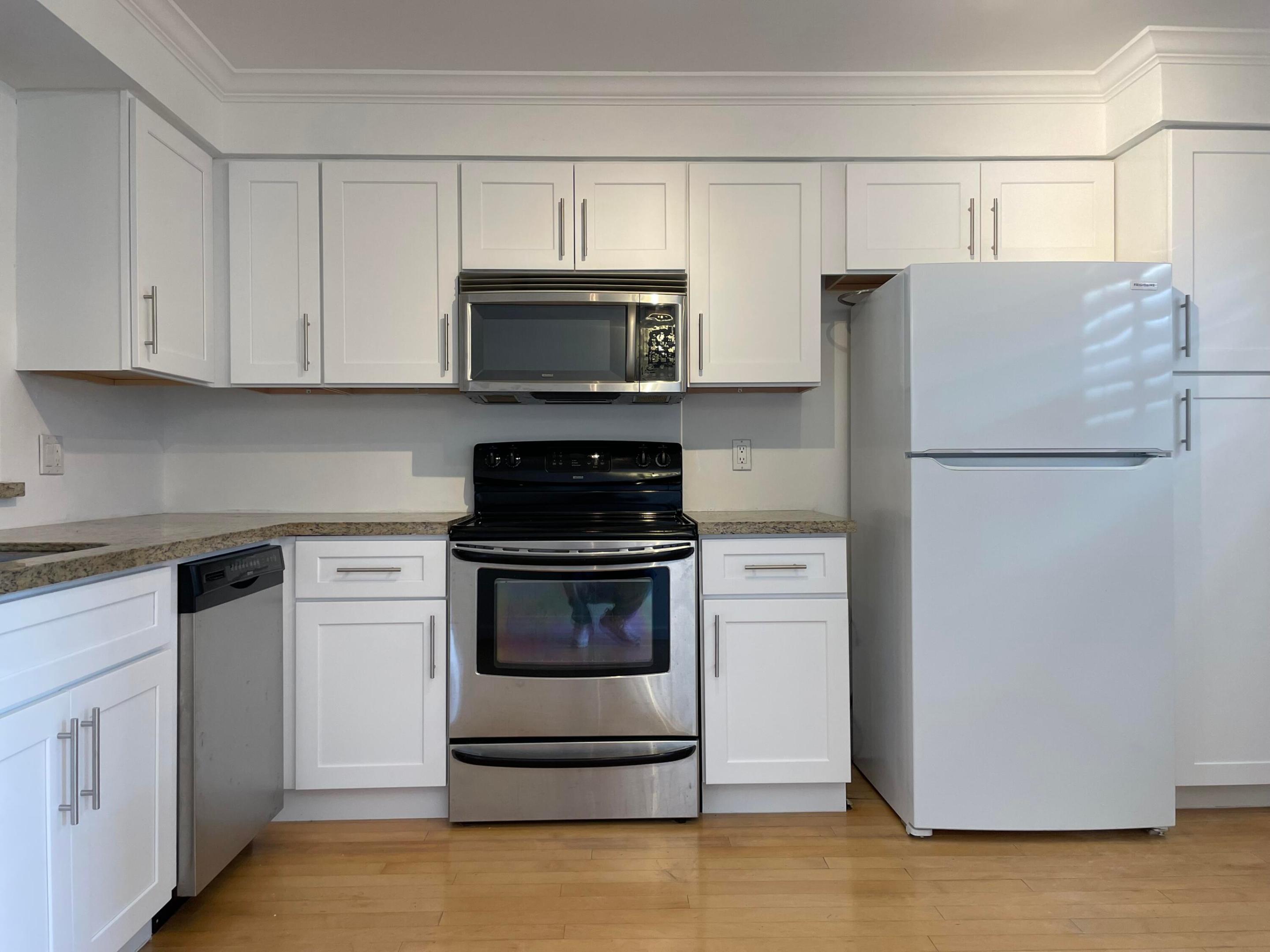 555 Banyan Tree Lane 209