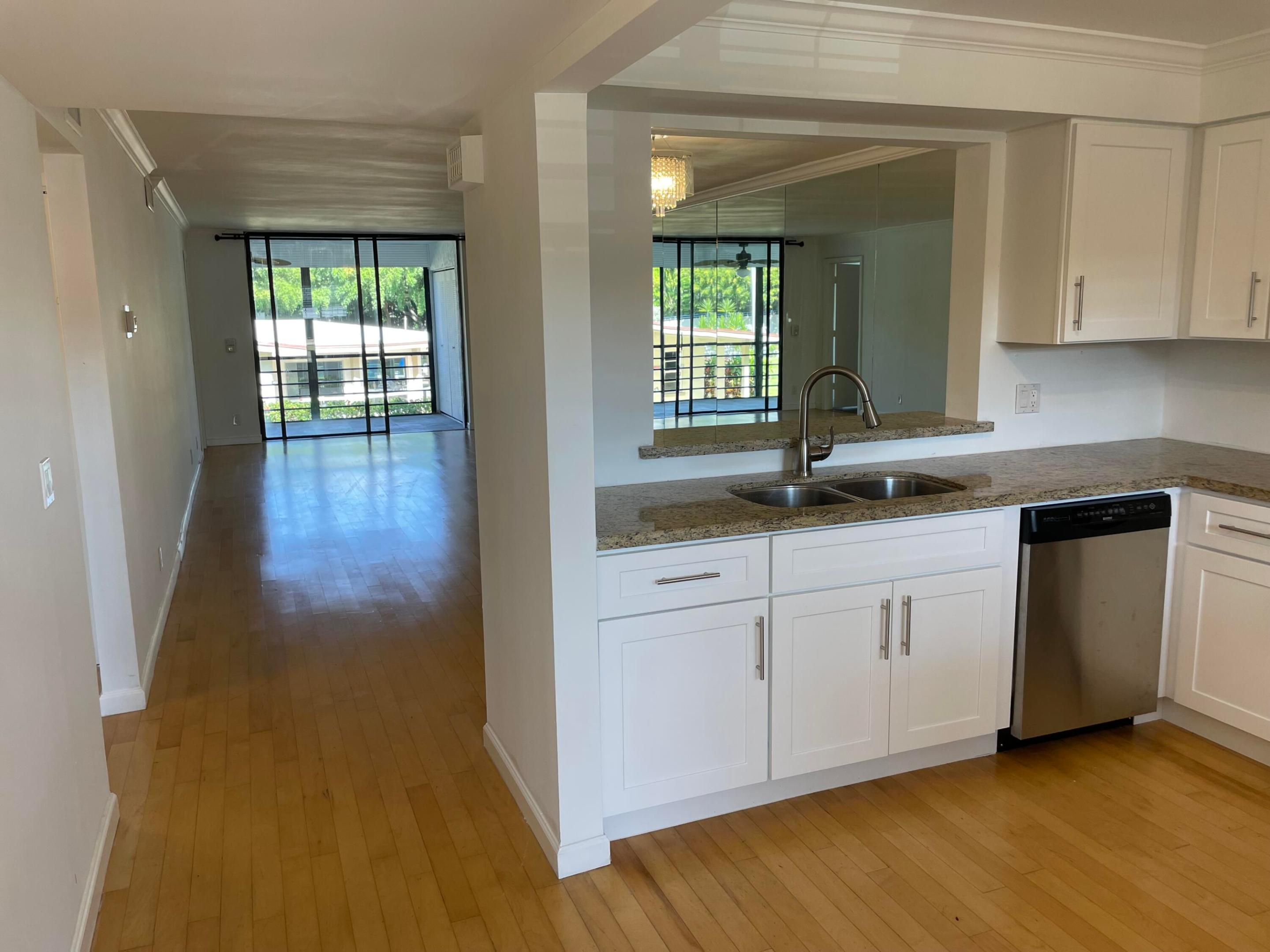 555 Banyan Tree Lane 209