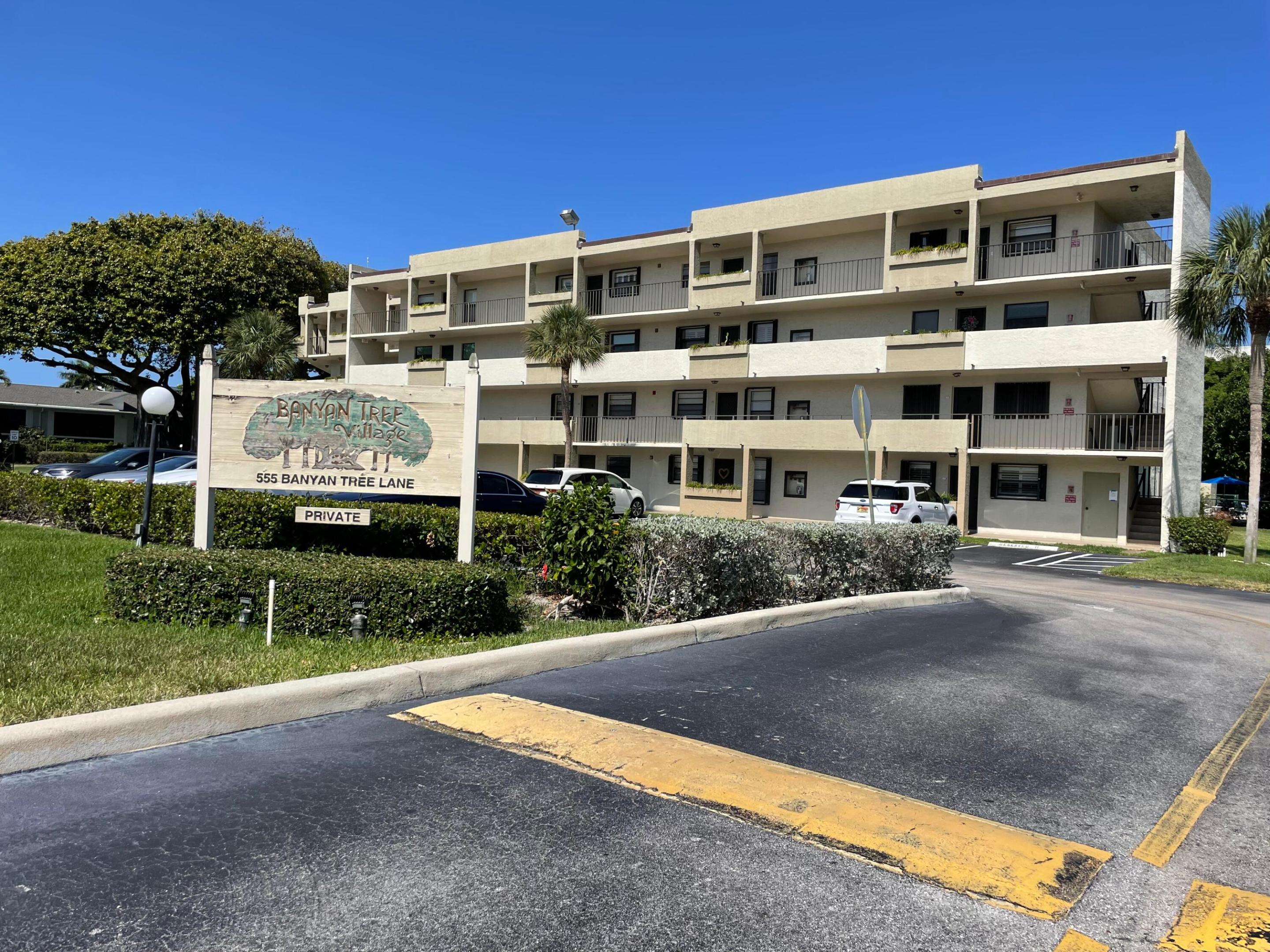 555 Banyan Tree Lane 209