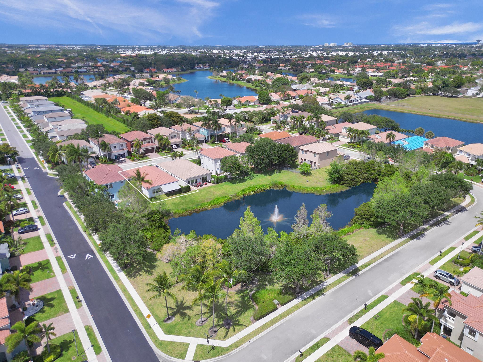 41 Country Lake Circle