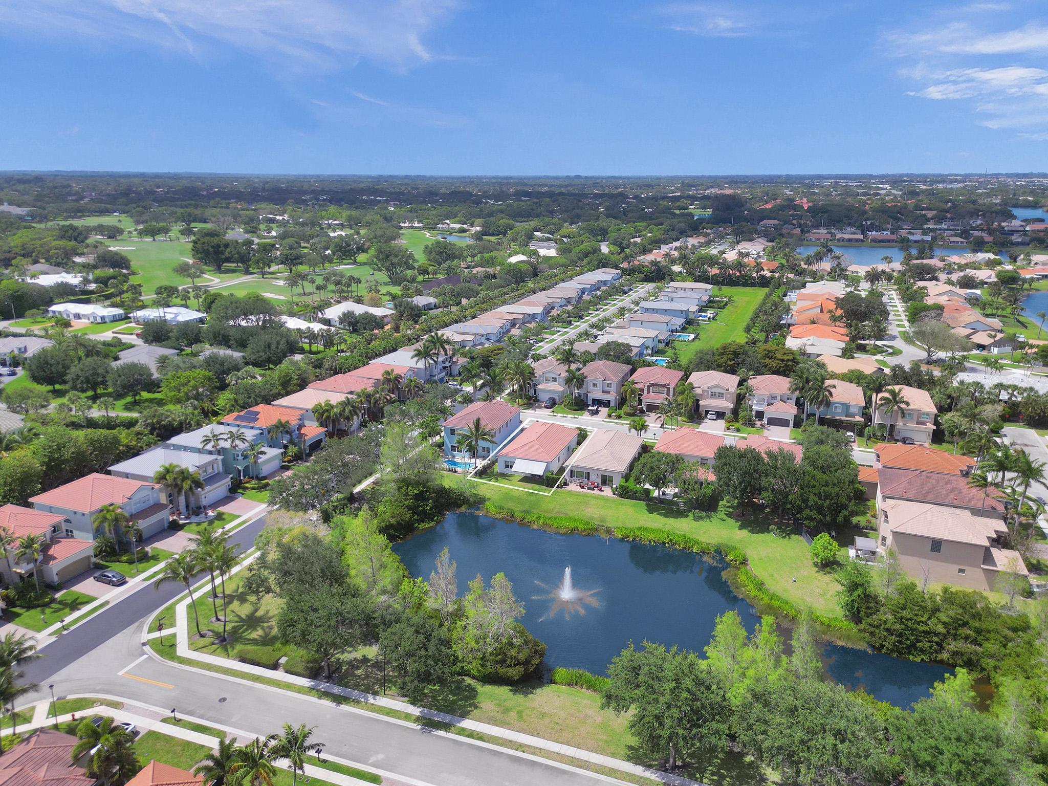 41 Country Lake Circle