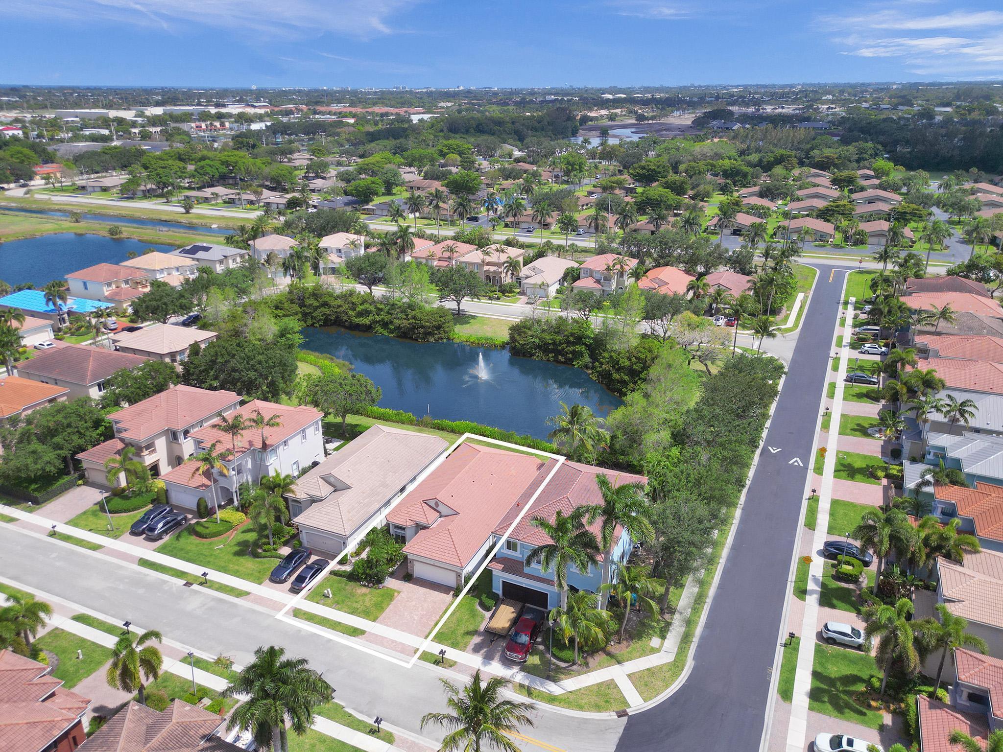 41 Country Lake Circle