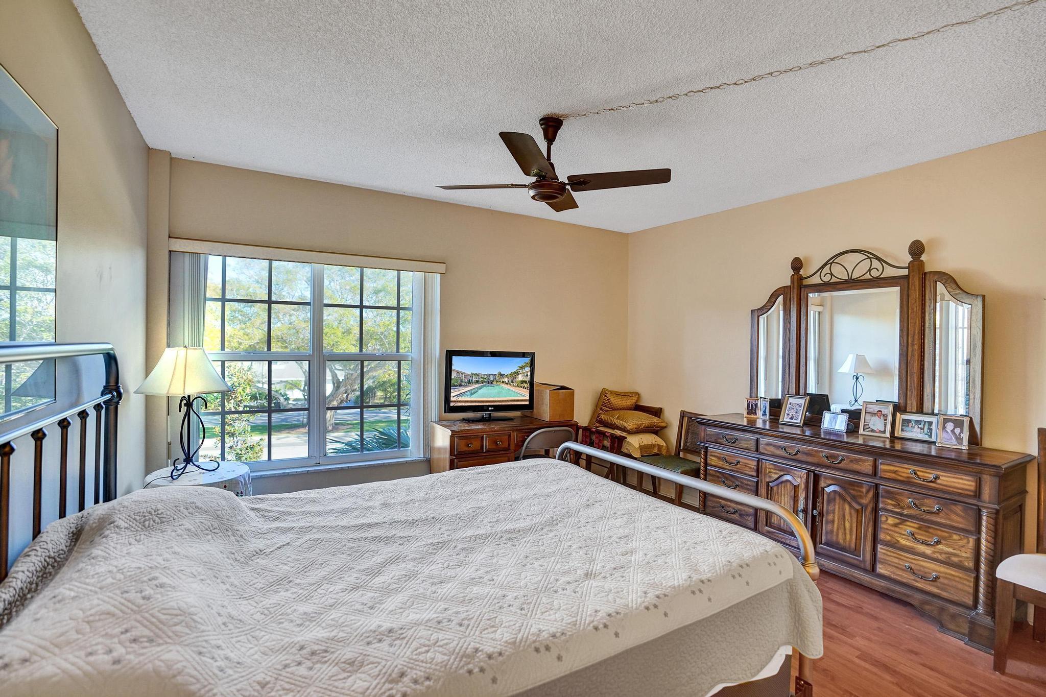250 NE 20th Street 3070