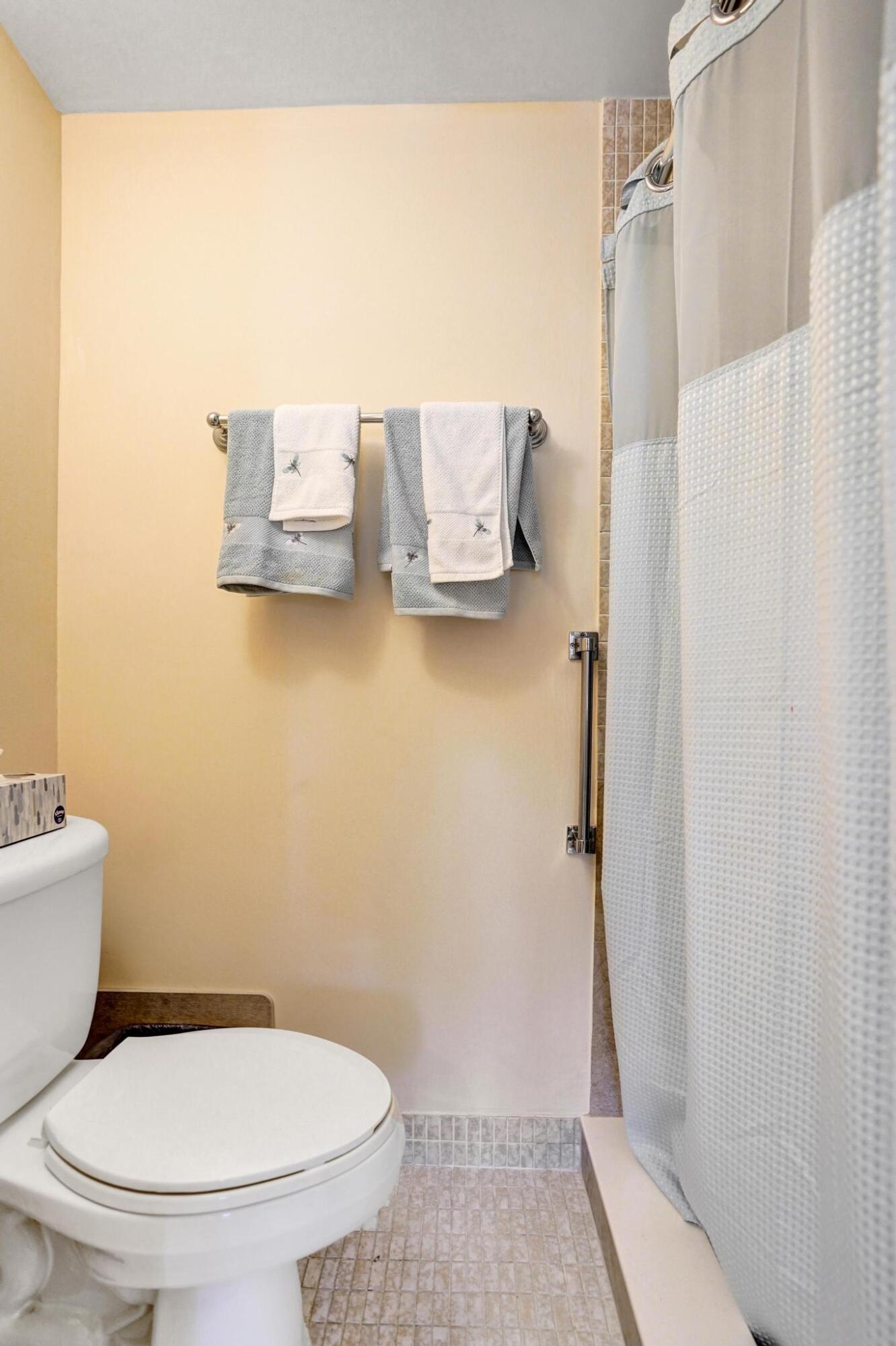 250 NE 20th Street 3070