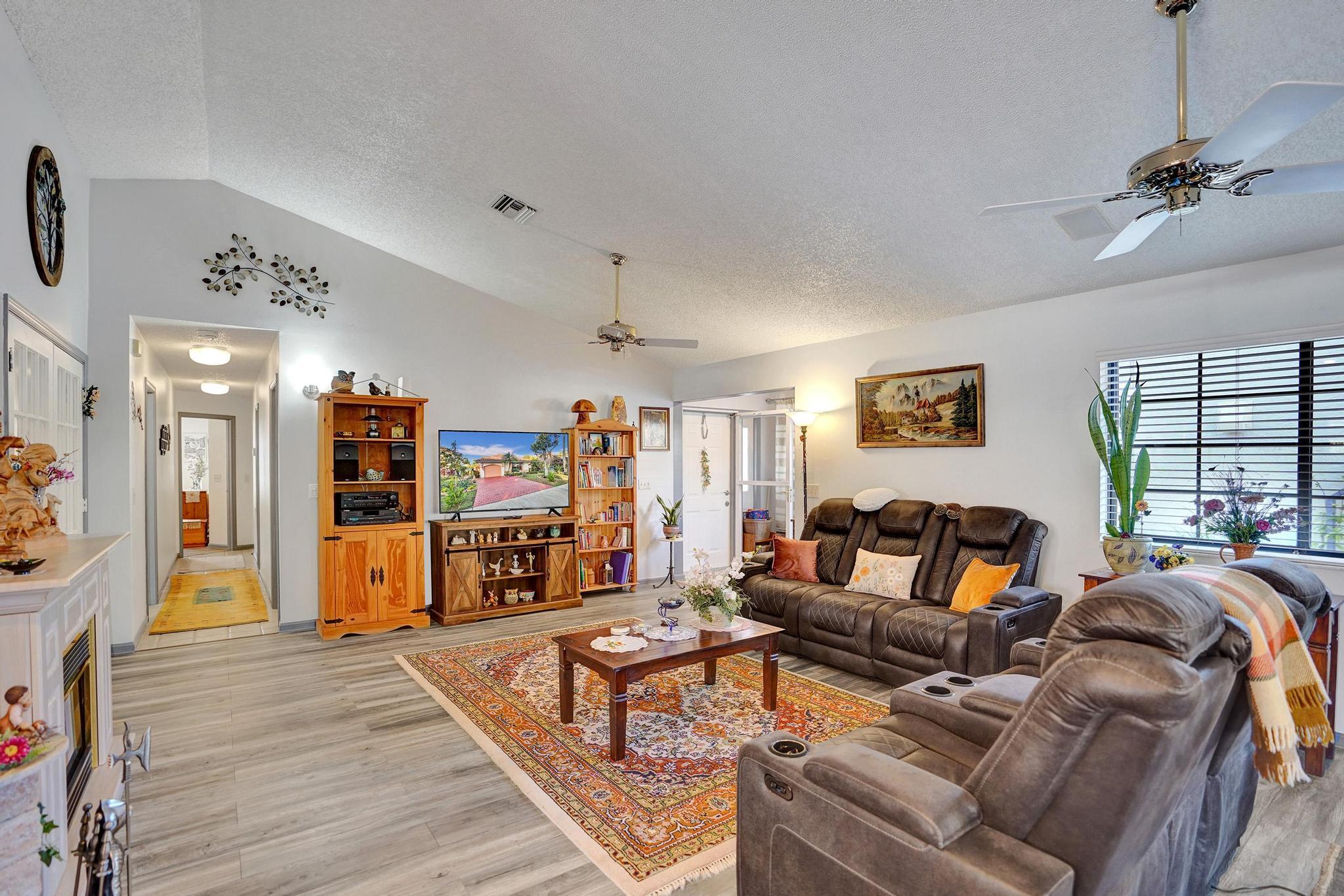 657 NW 38th Terrace