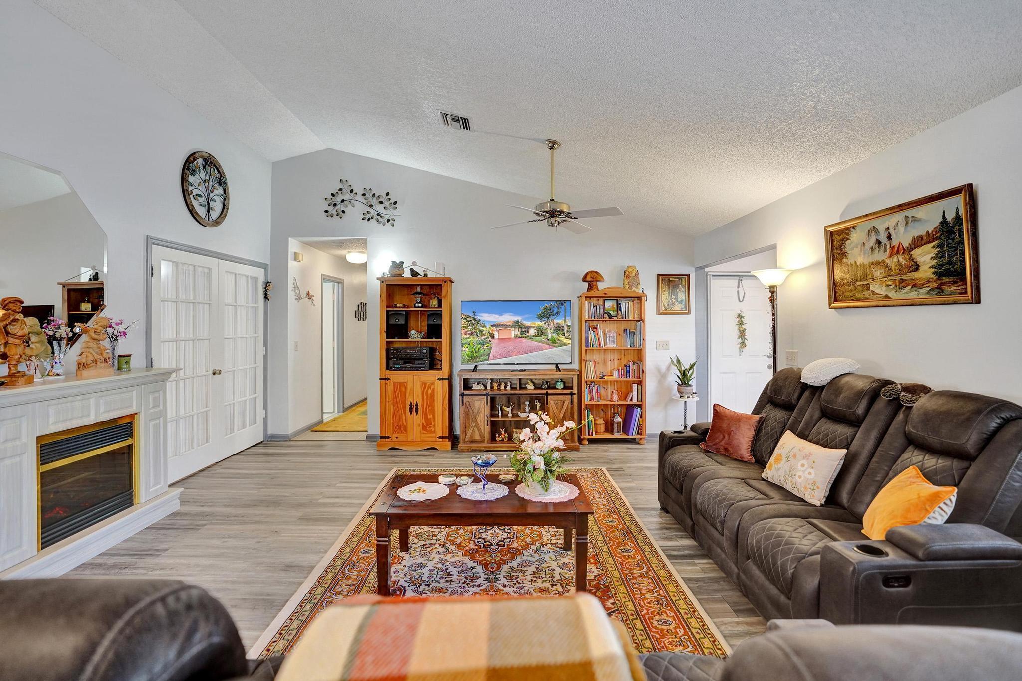 657 NW 38th Terrace