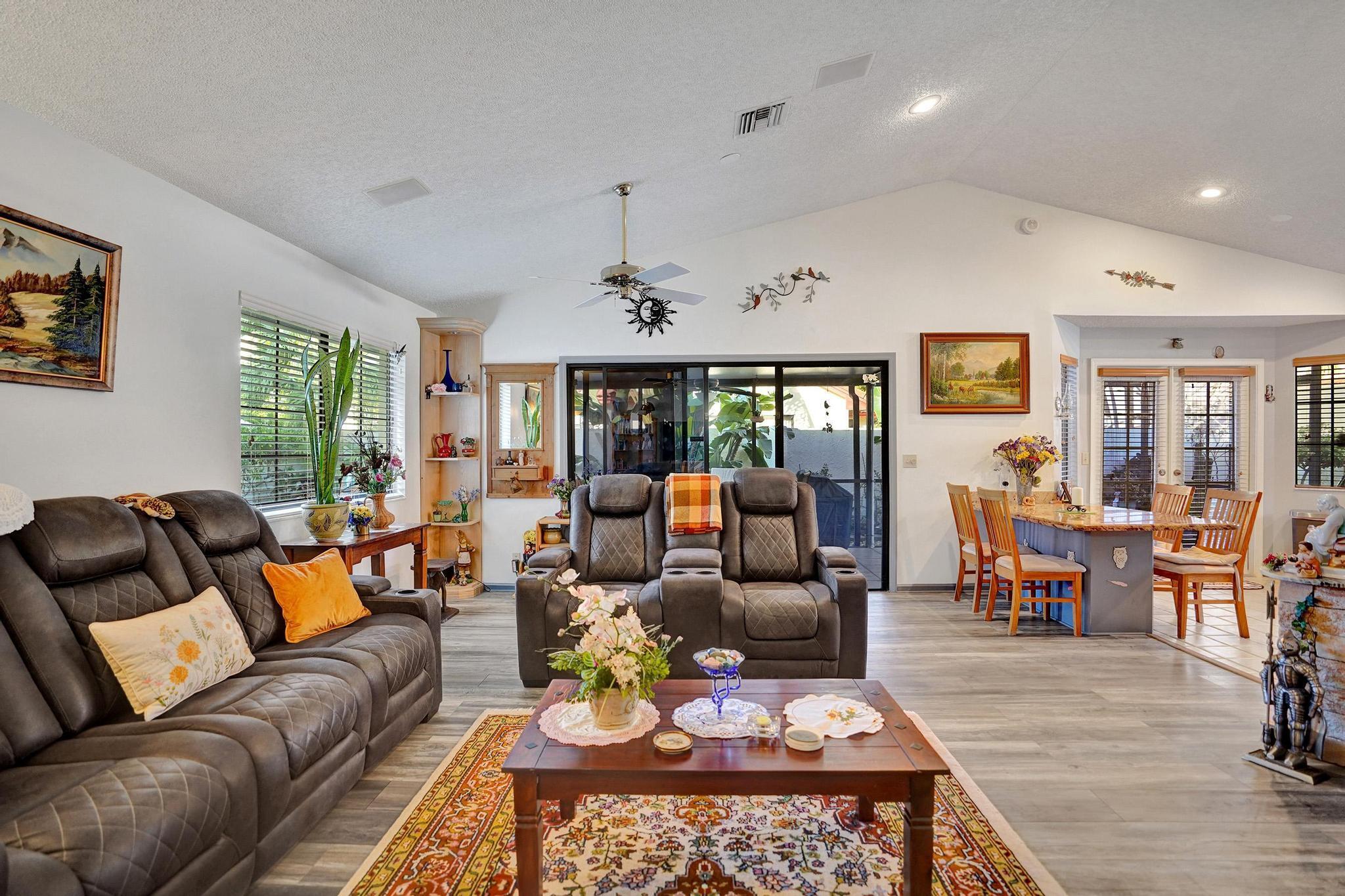 657 NW 38th Terrace