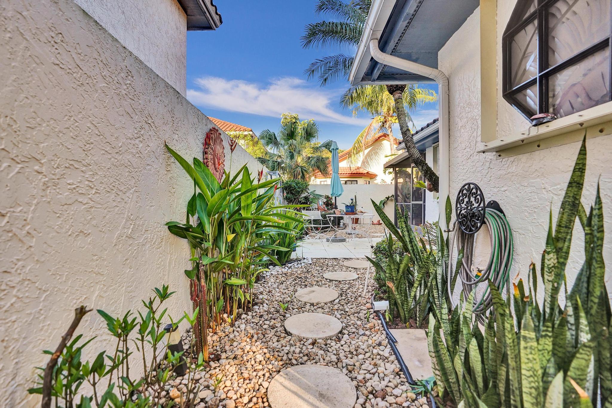 657 NW 38th Terrace