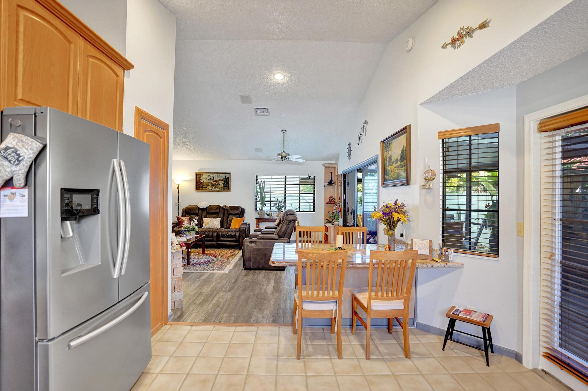 657 NW 38th Terrace