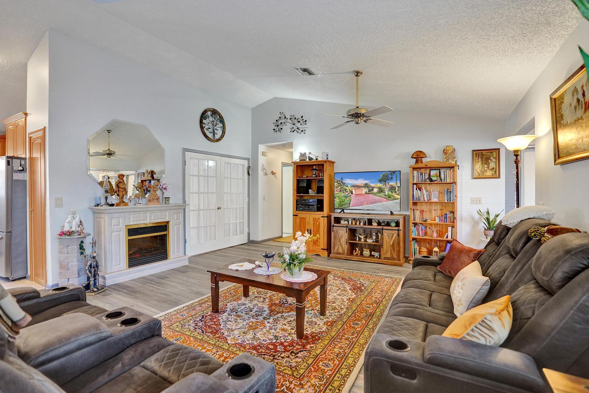 657 NW 38th Terrace