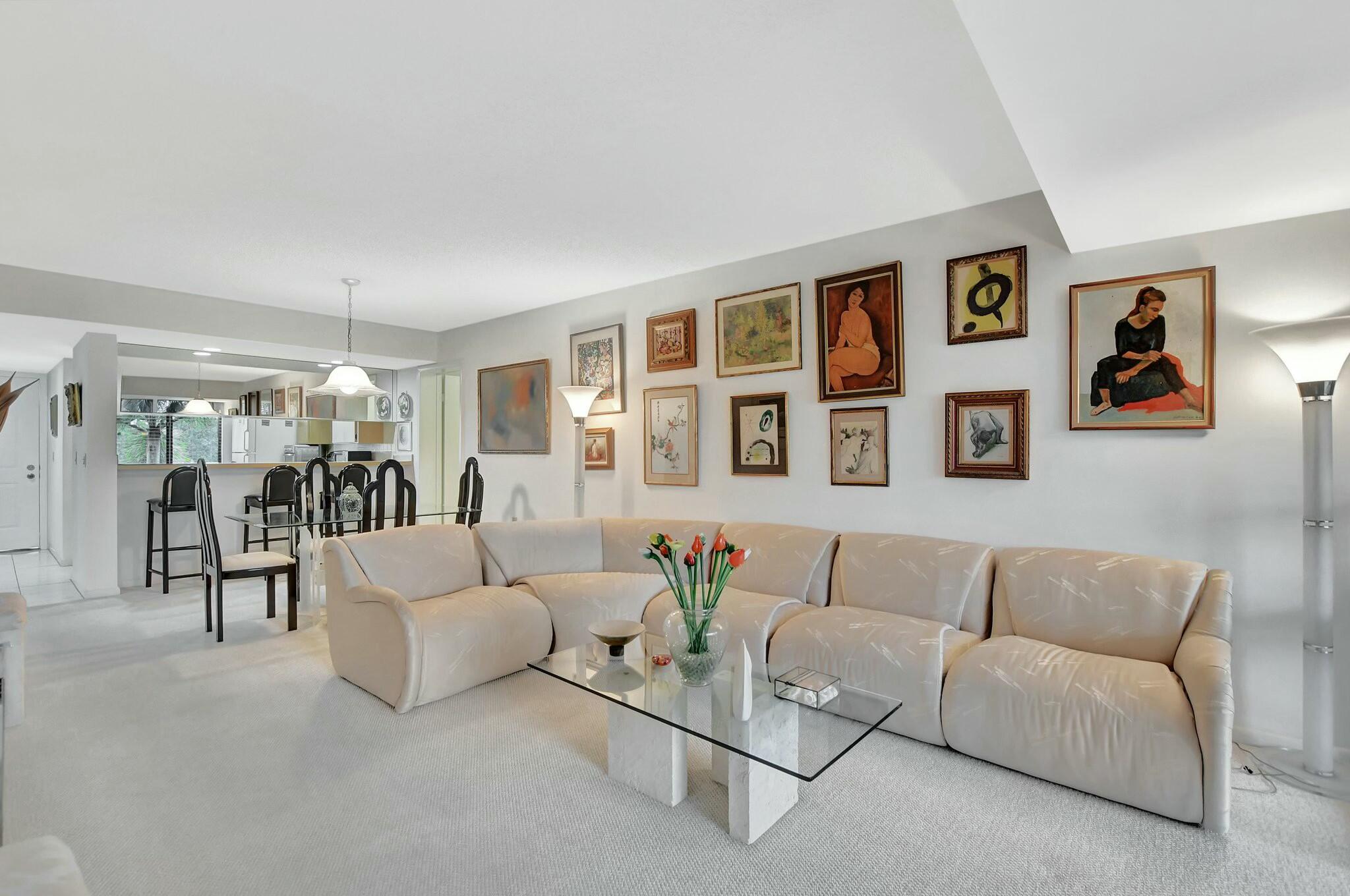 6181 Balboa Circle 302