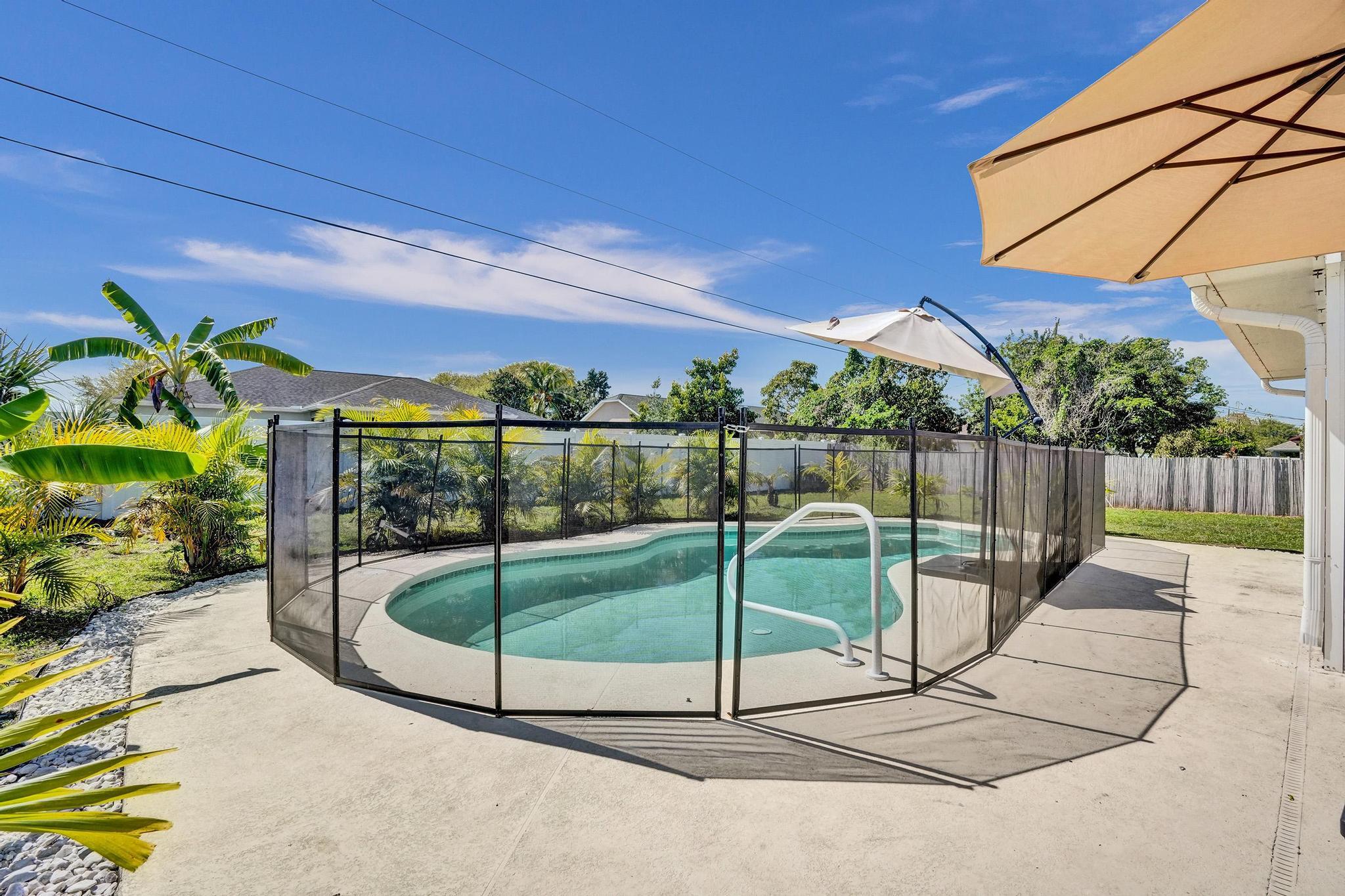 662 SW Mccracken Avenue, Port St. Lucie