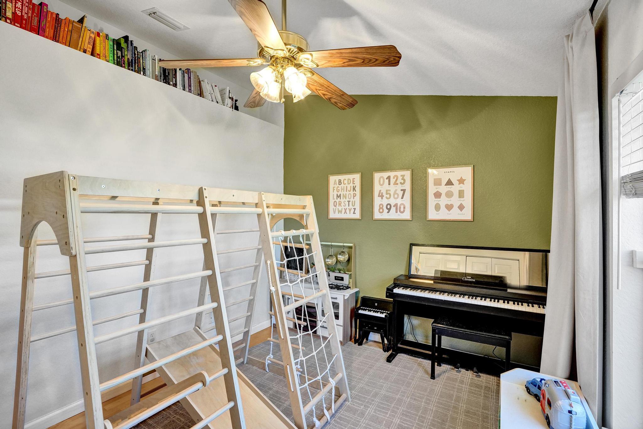 662 SW Mccracken Avenue, Port St. Lucie