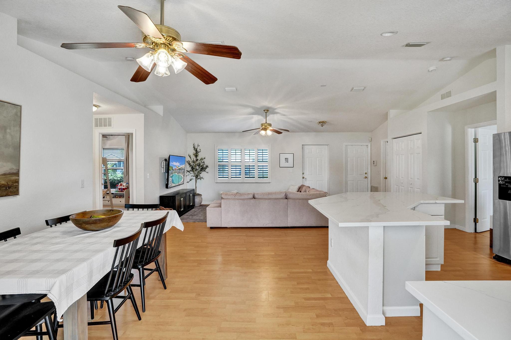 662 SW Mccracken Avenue, Port St. Lucie