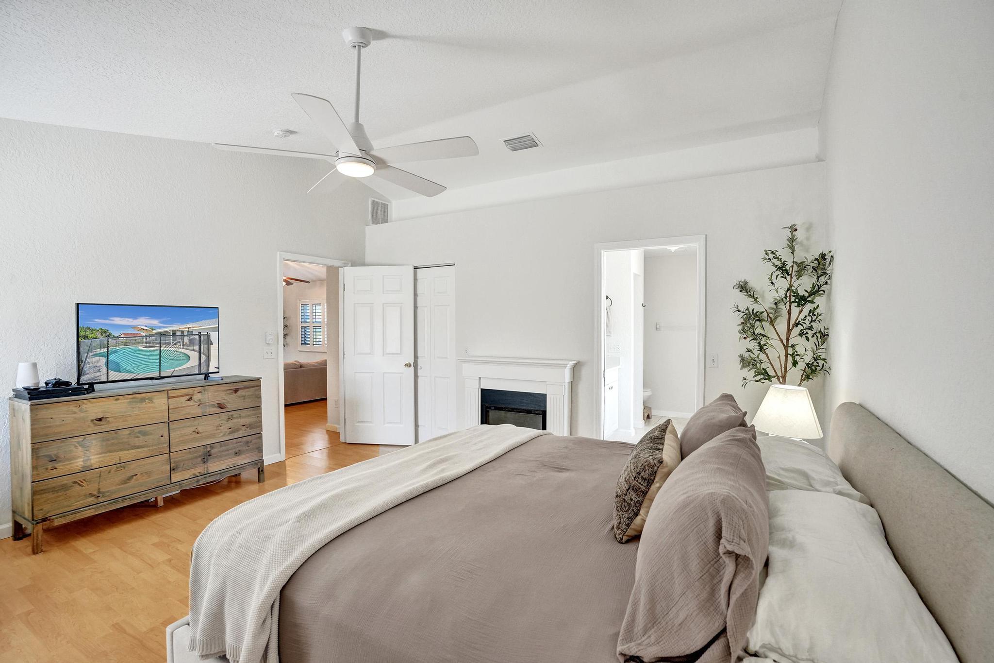 662 SW Mccracken Avenue, Port St. Lucie