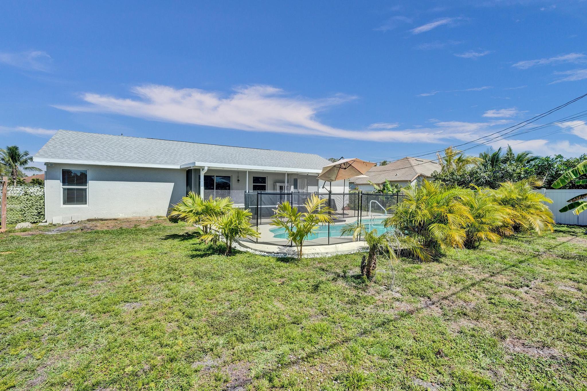 662 SW Mccracken Avenue, Port St. Lucie