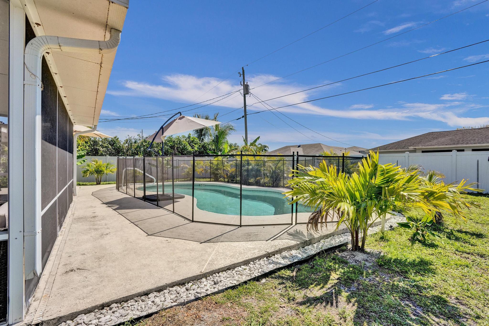 662 SW Mccracken Avenue, Port St. Lucie