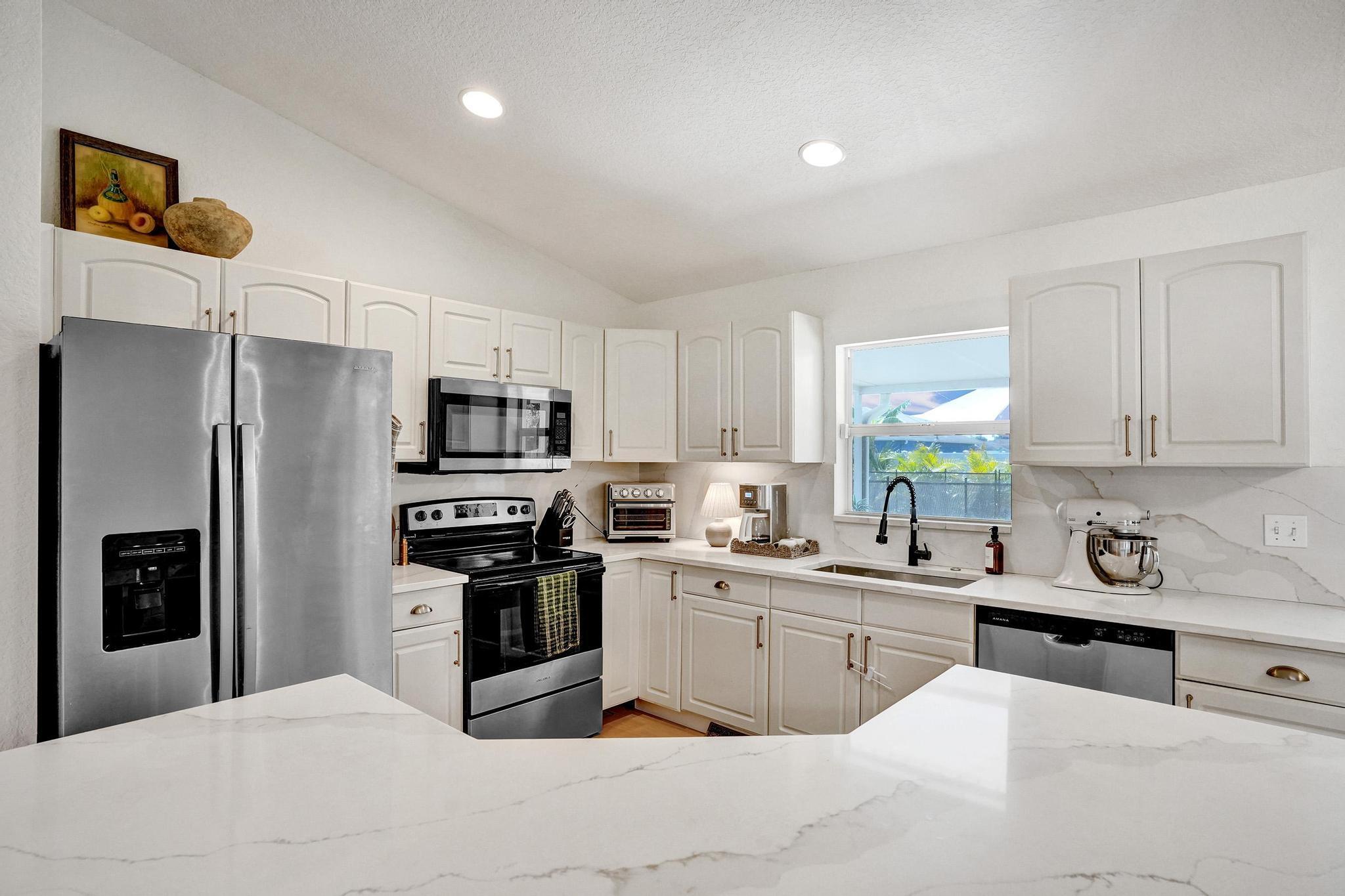 662 SW Mccracken Avenue, Port St. Lucie