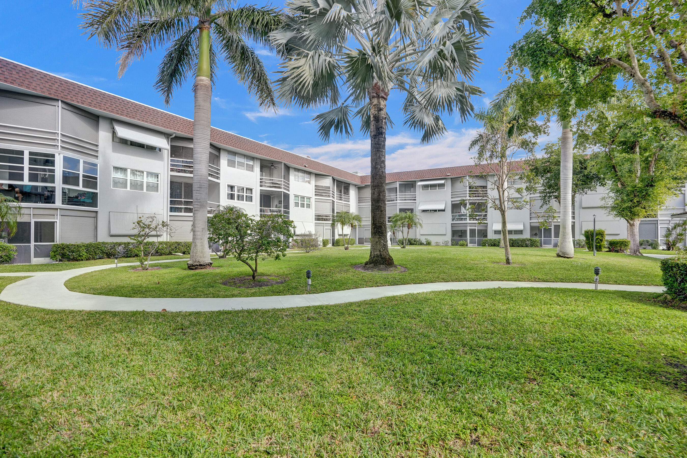1040 SE 4th Avenue 120