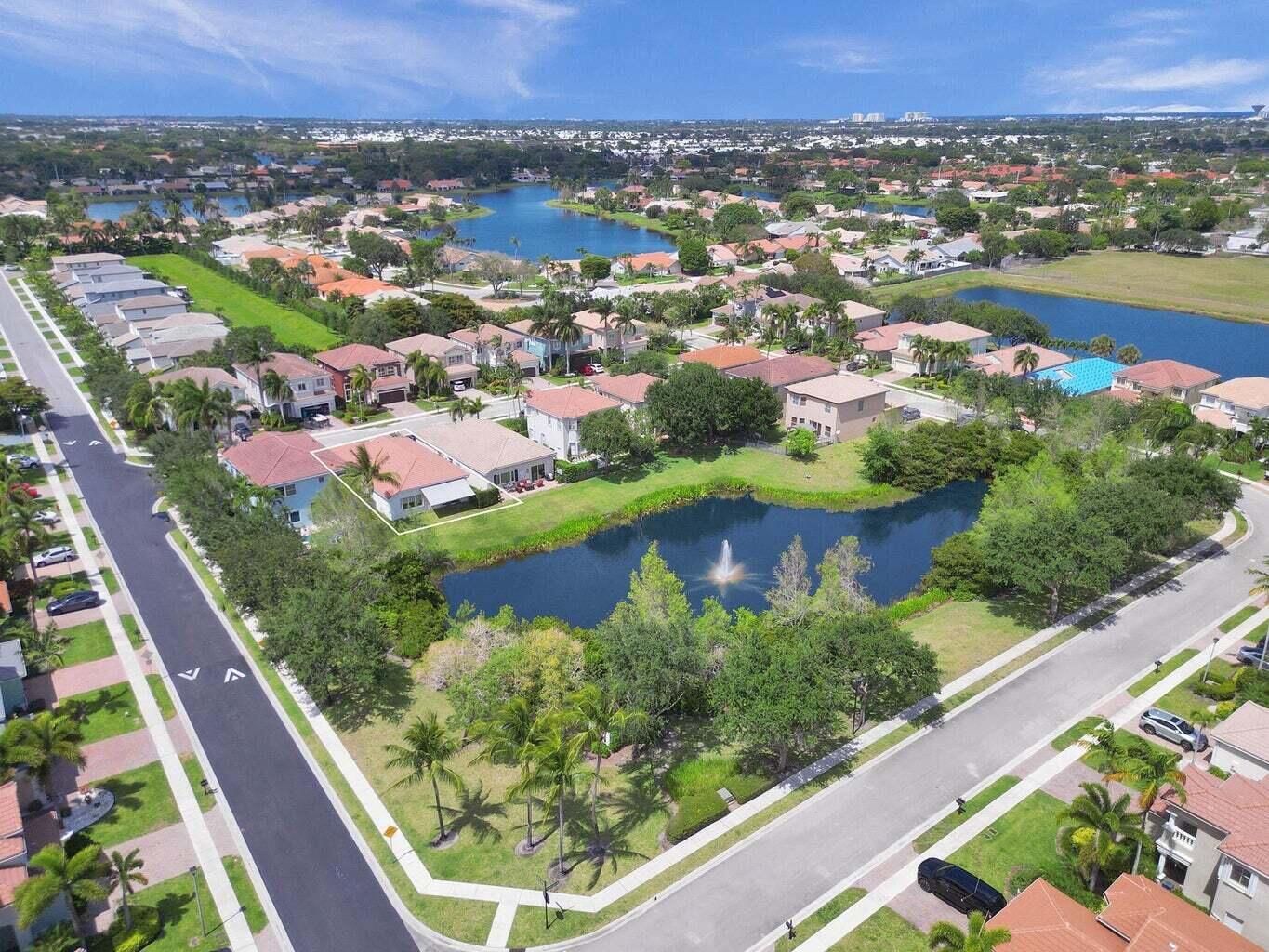 41 Country Lake Circle