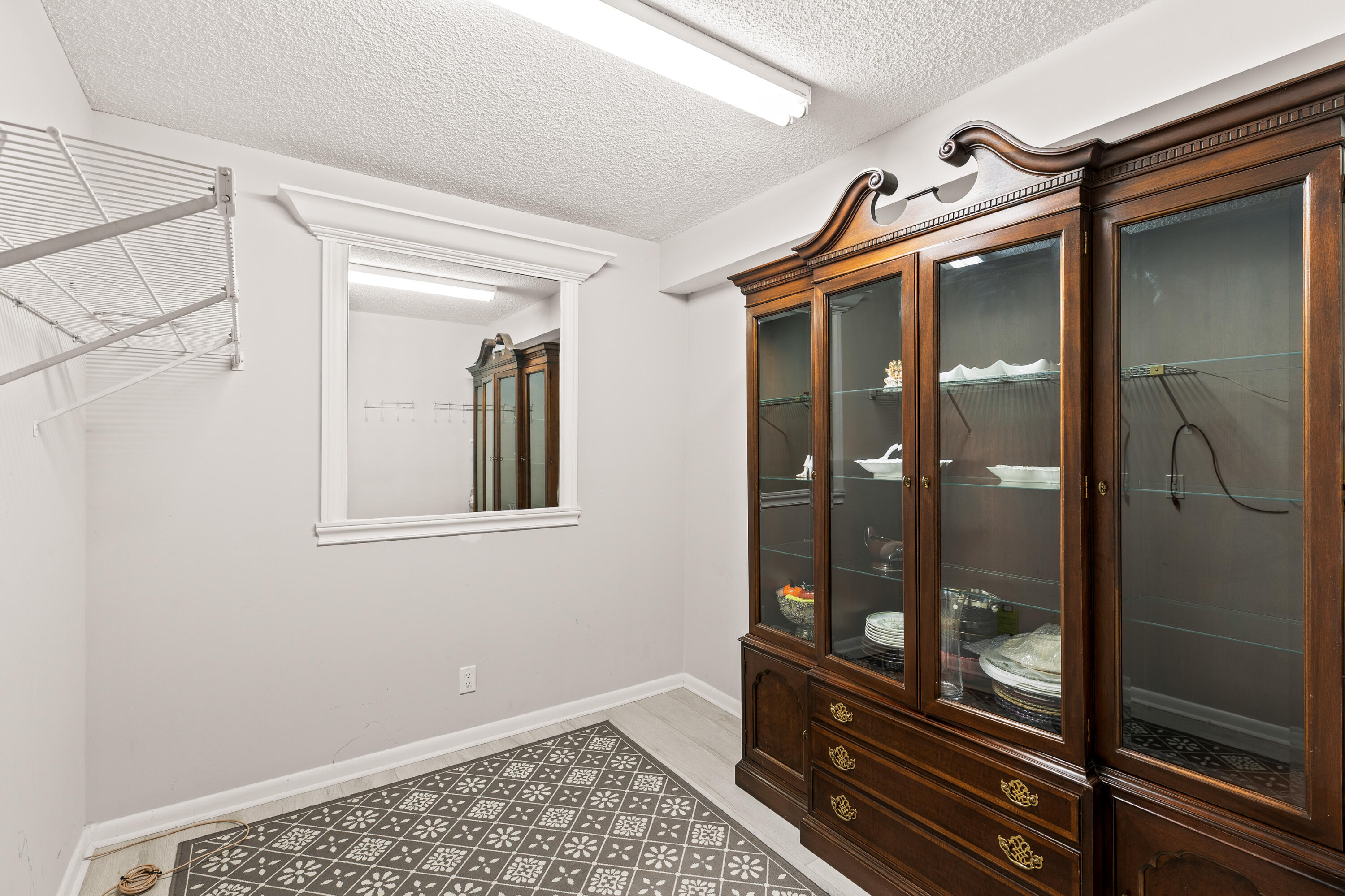 6073 Balboa Circle 303