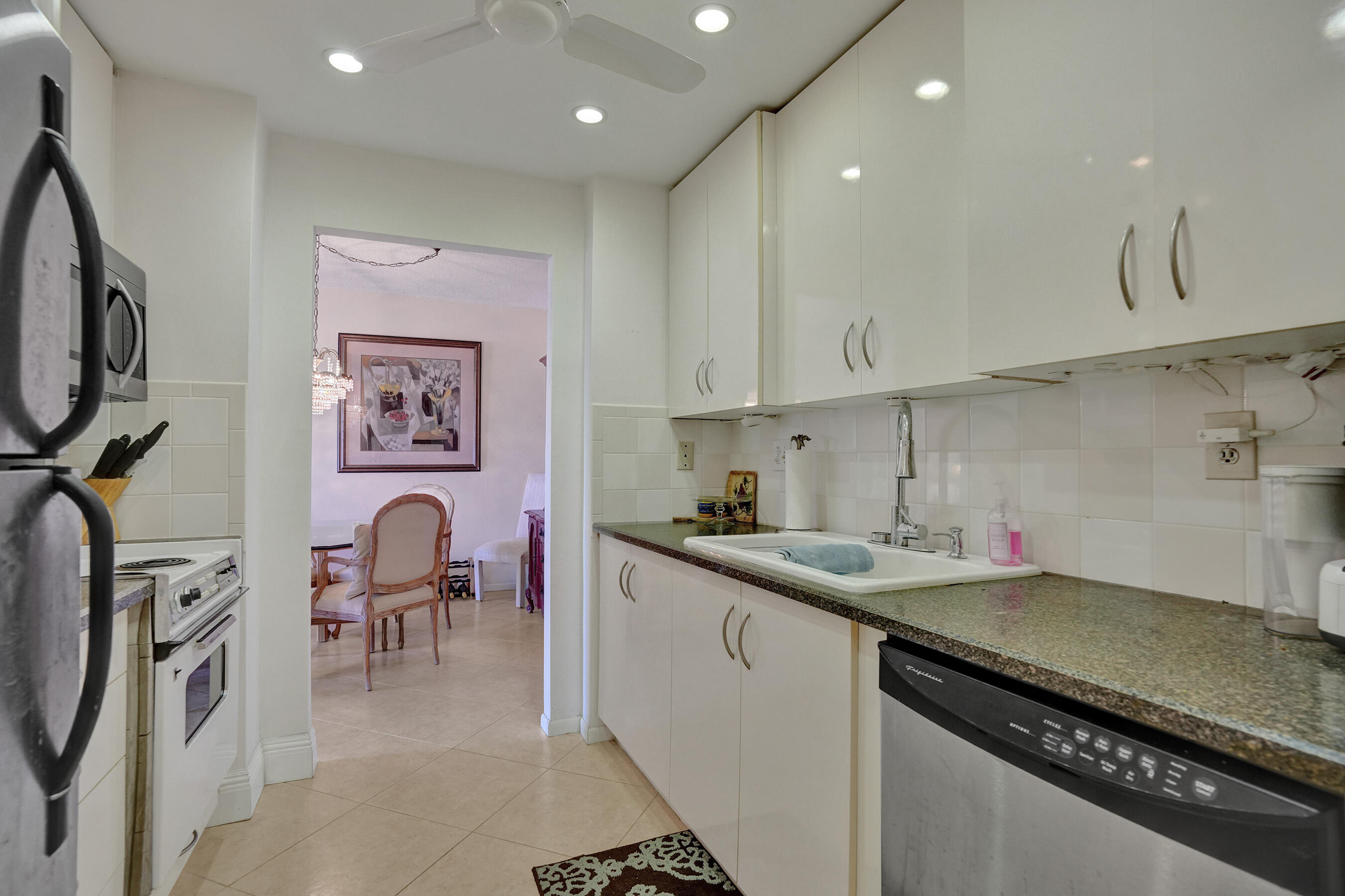 250 NE 20th Street 5060