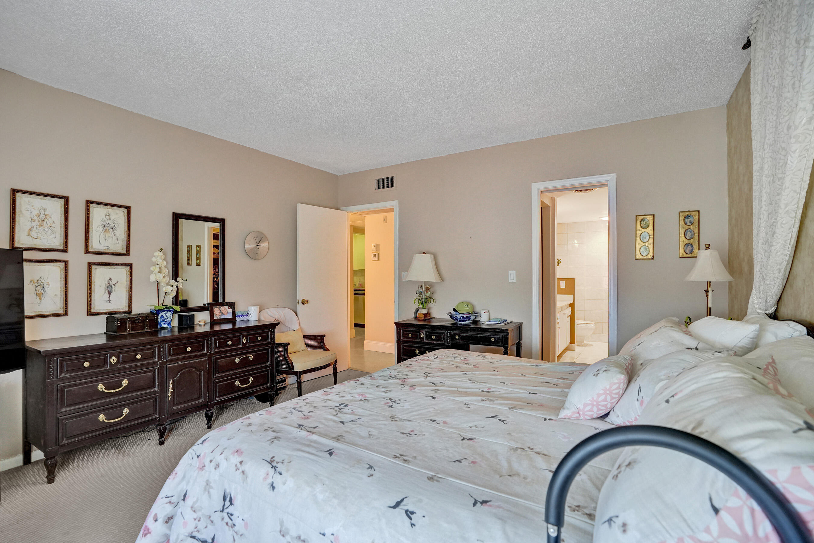 250 NE 20th Street 5060