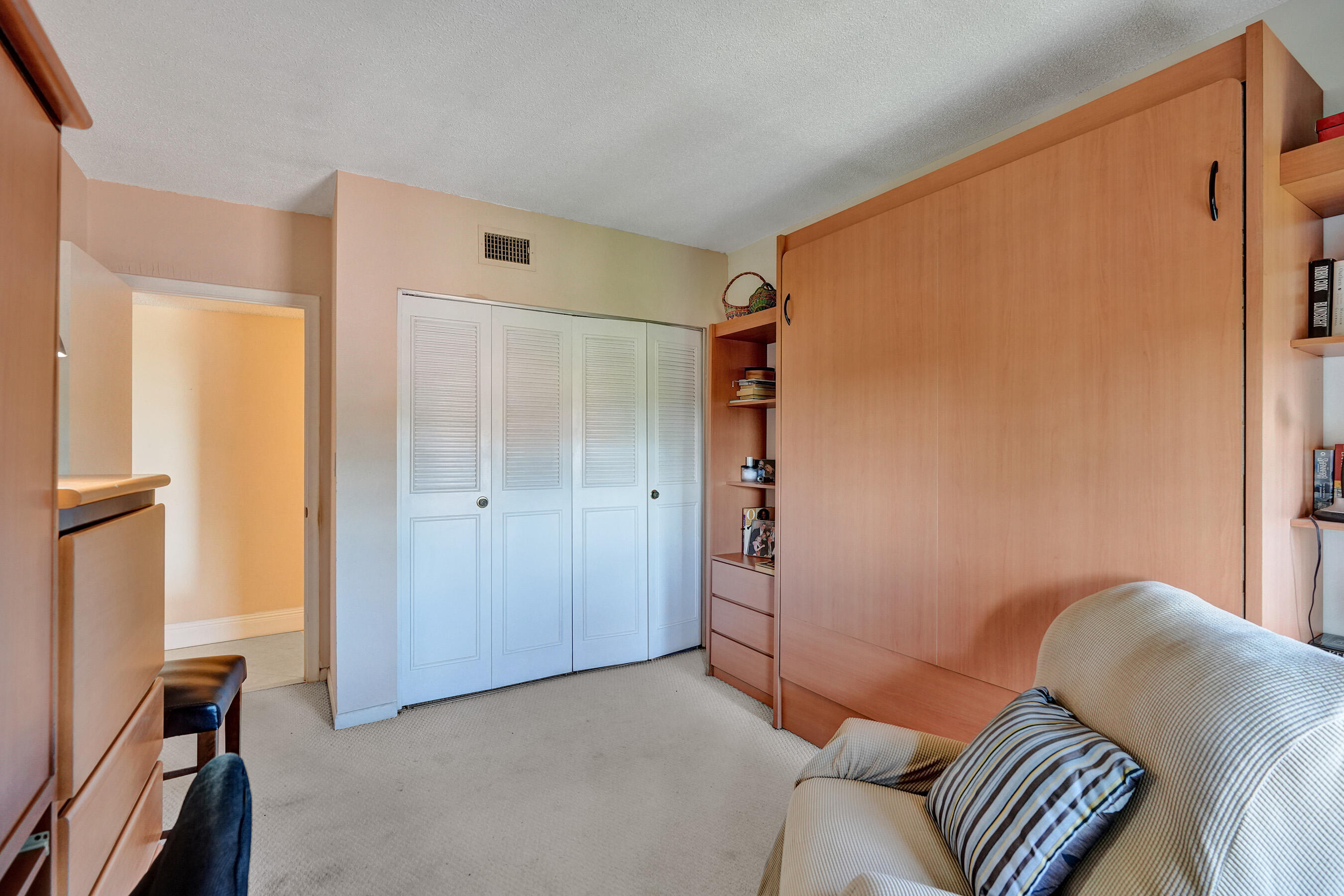 250 NE 20th Street 5060