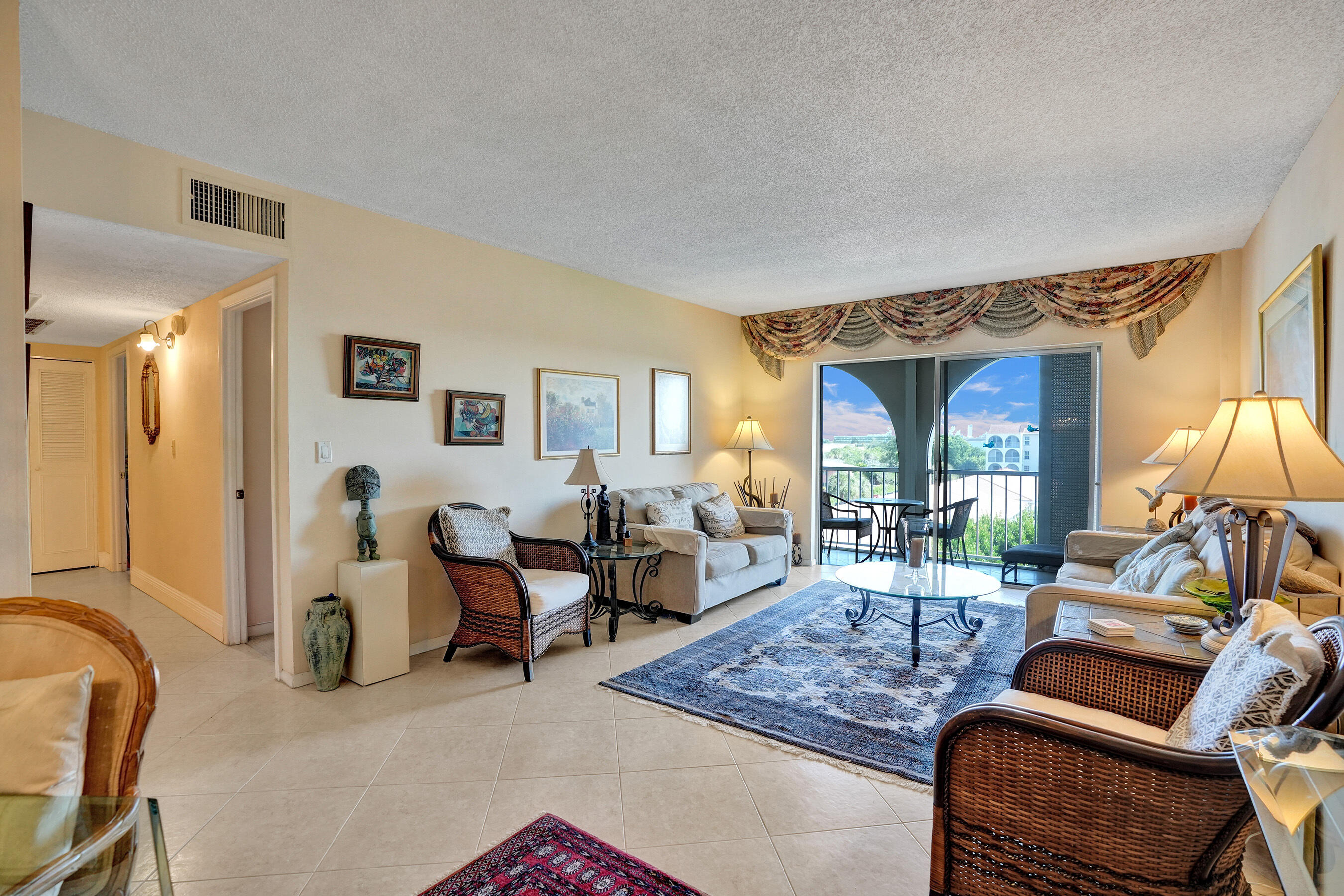 250 NE 20th Street 5060