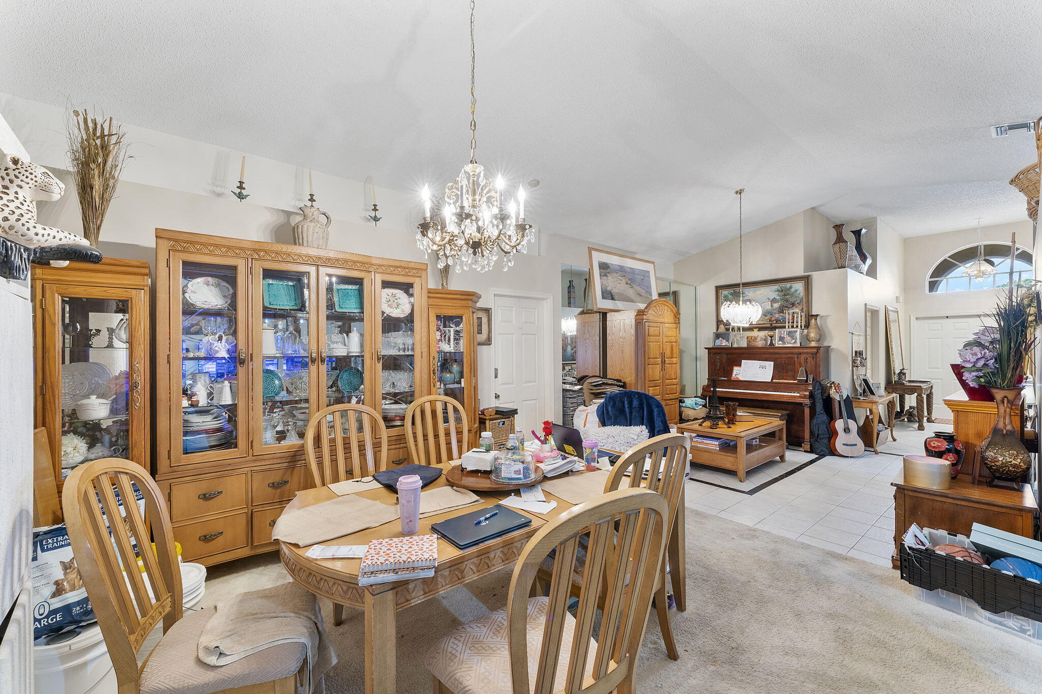 8207 White Rock Circle