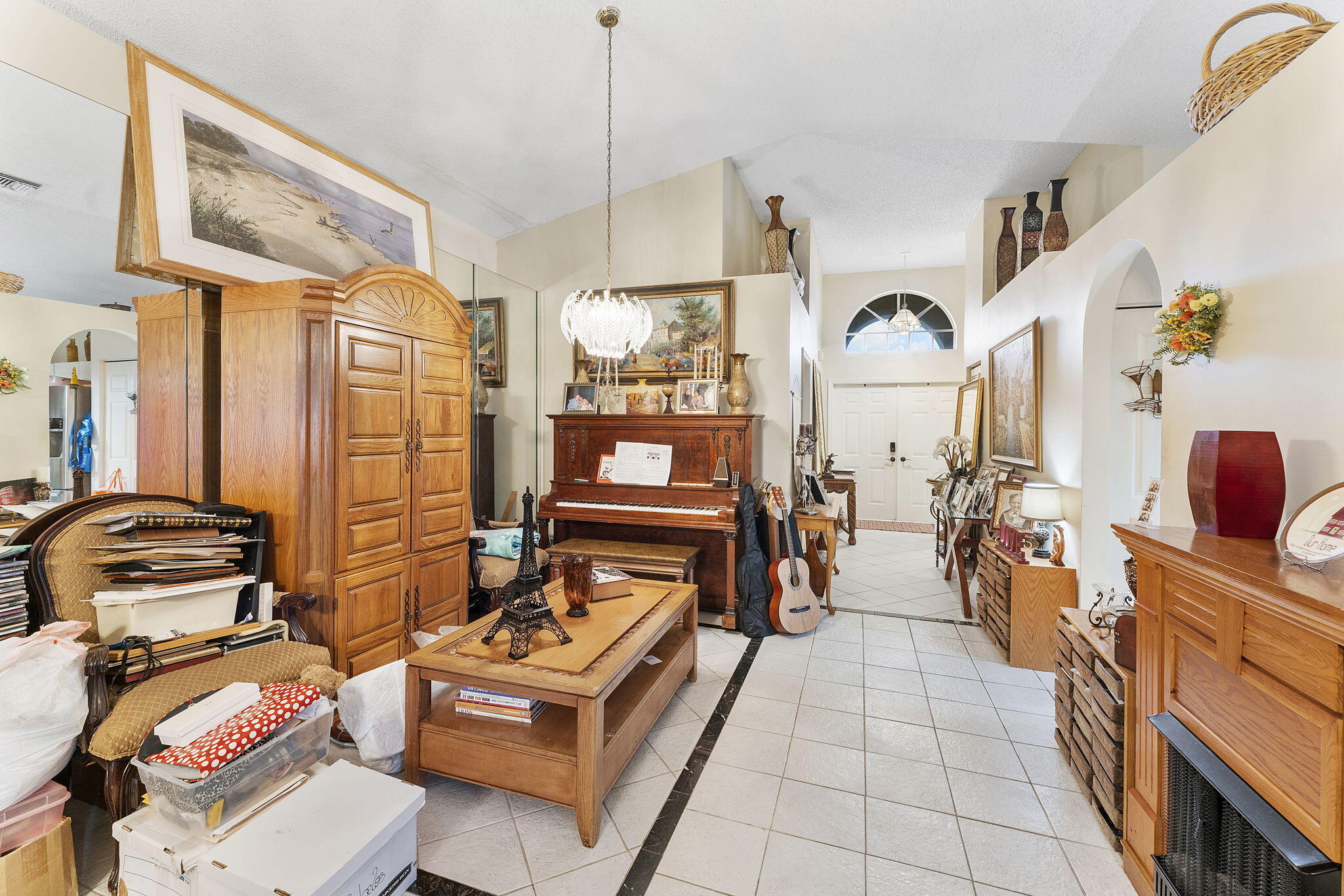 8207 White Rock Circle