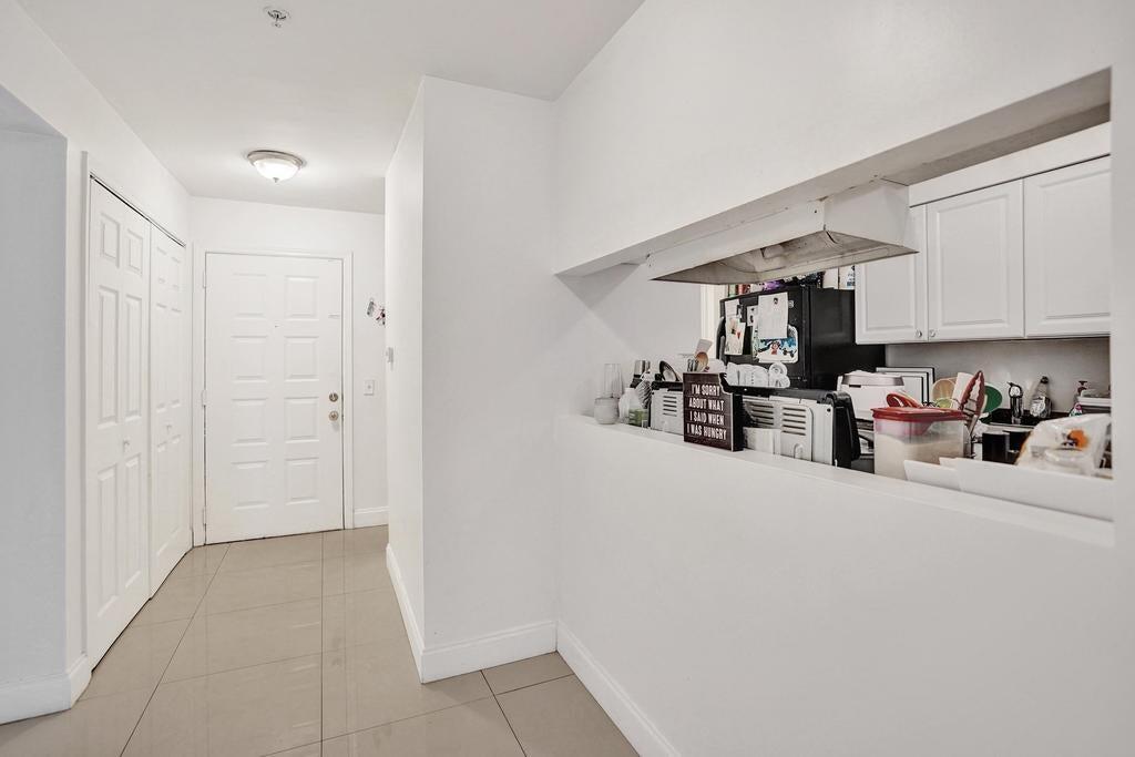 2311 N Congress Avenue 11