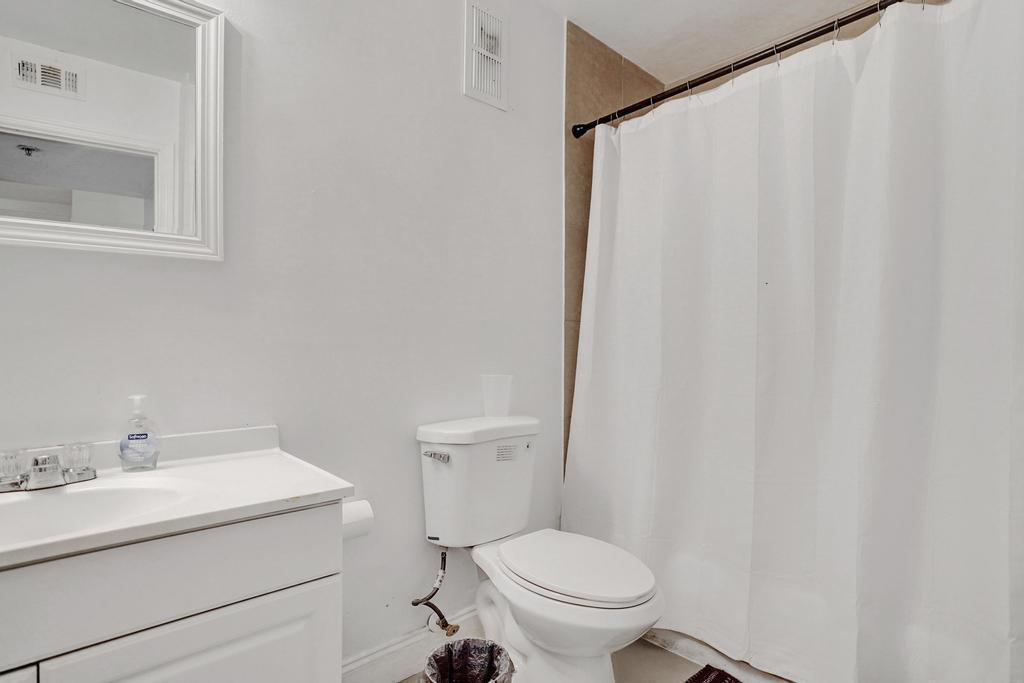 2311 N Congress Avenue 11