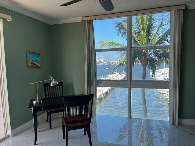 806 E Windward Way 401