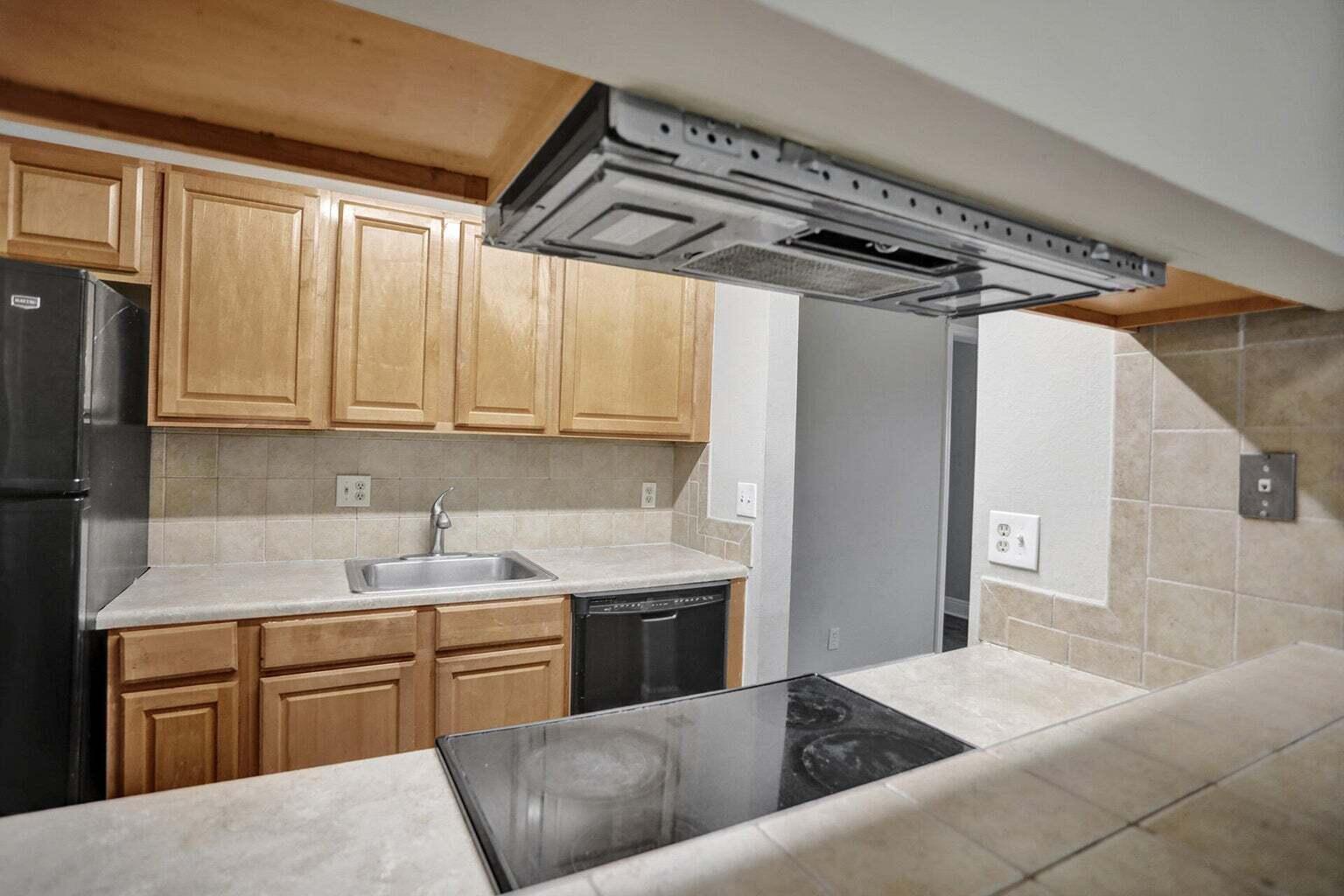 2301 N Congress Avenue 21