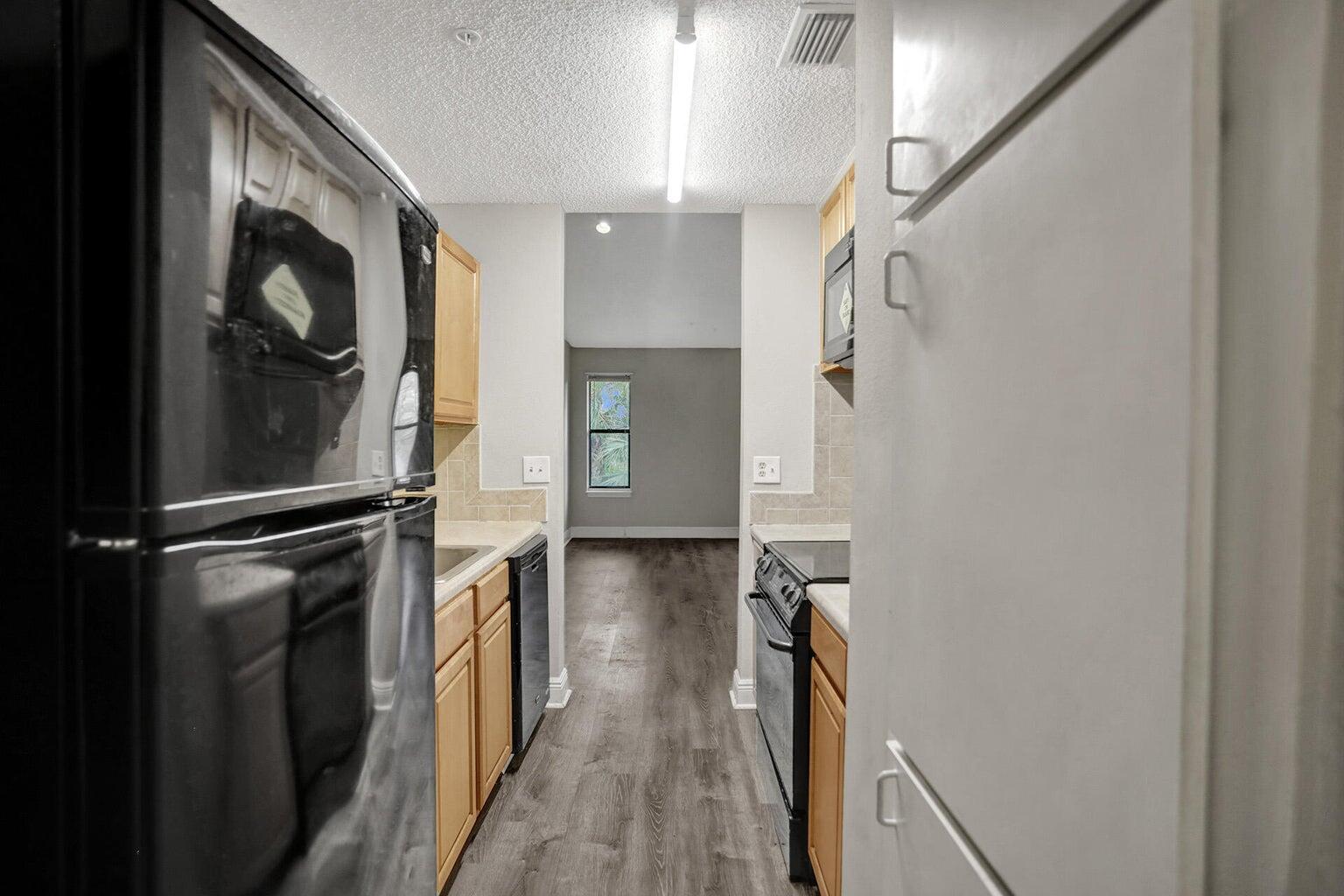 2301 N Congress Avenue 21