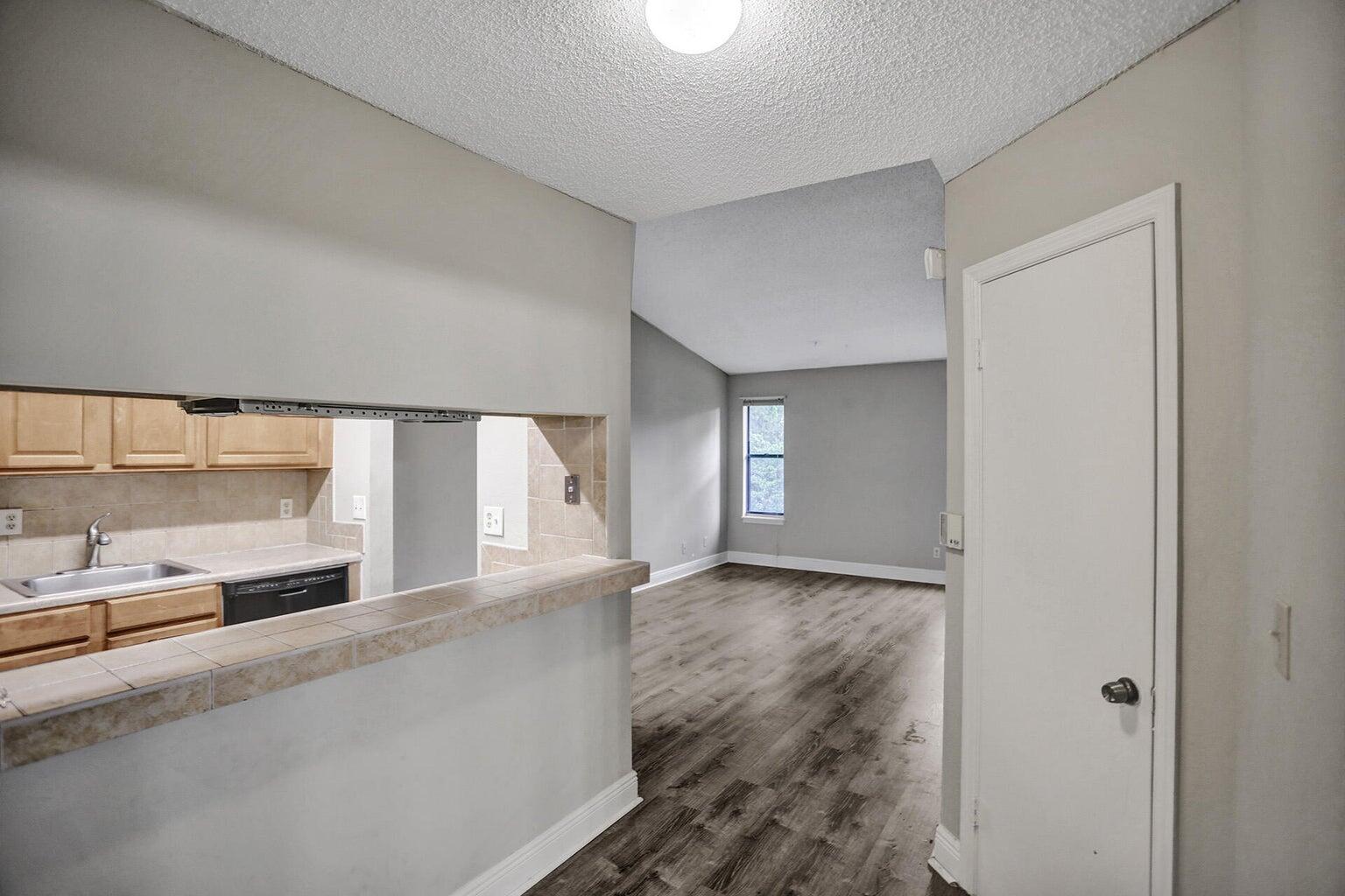 2301 N Congress Avenue 21