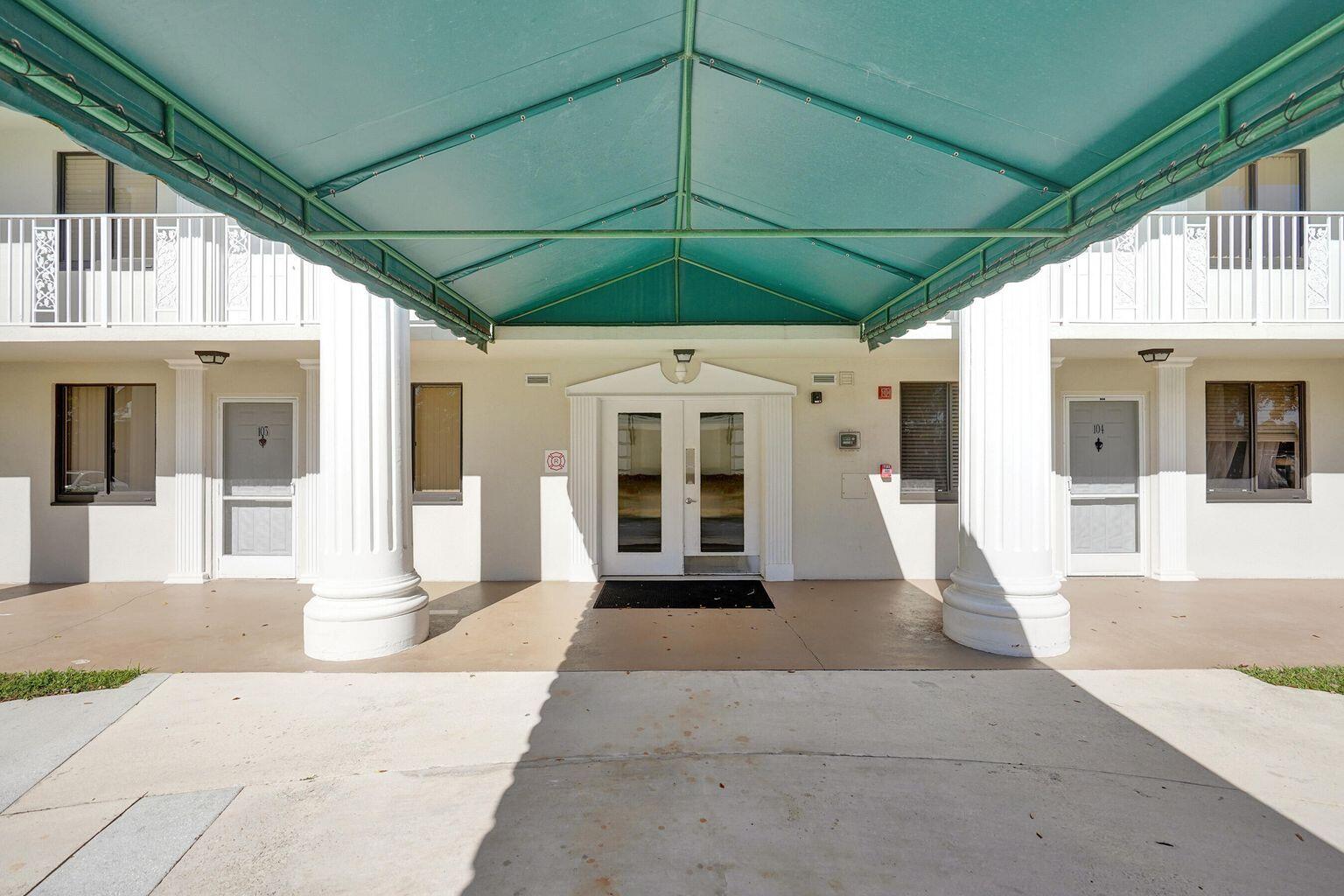 6193 Balboa Circle 201