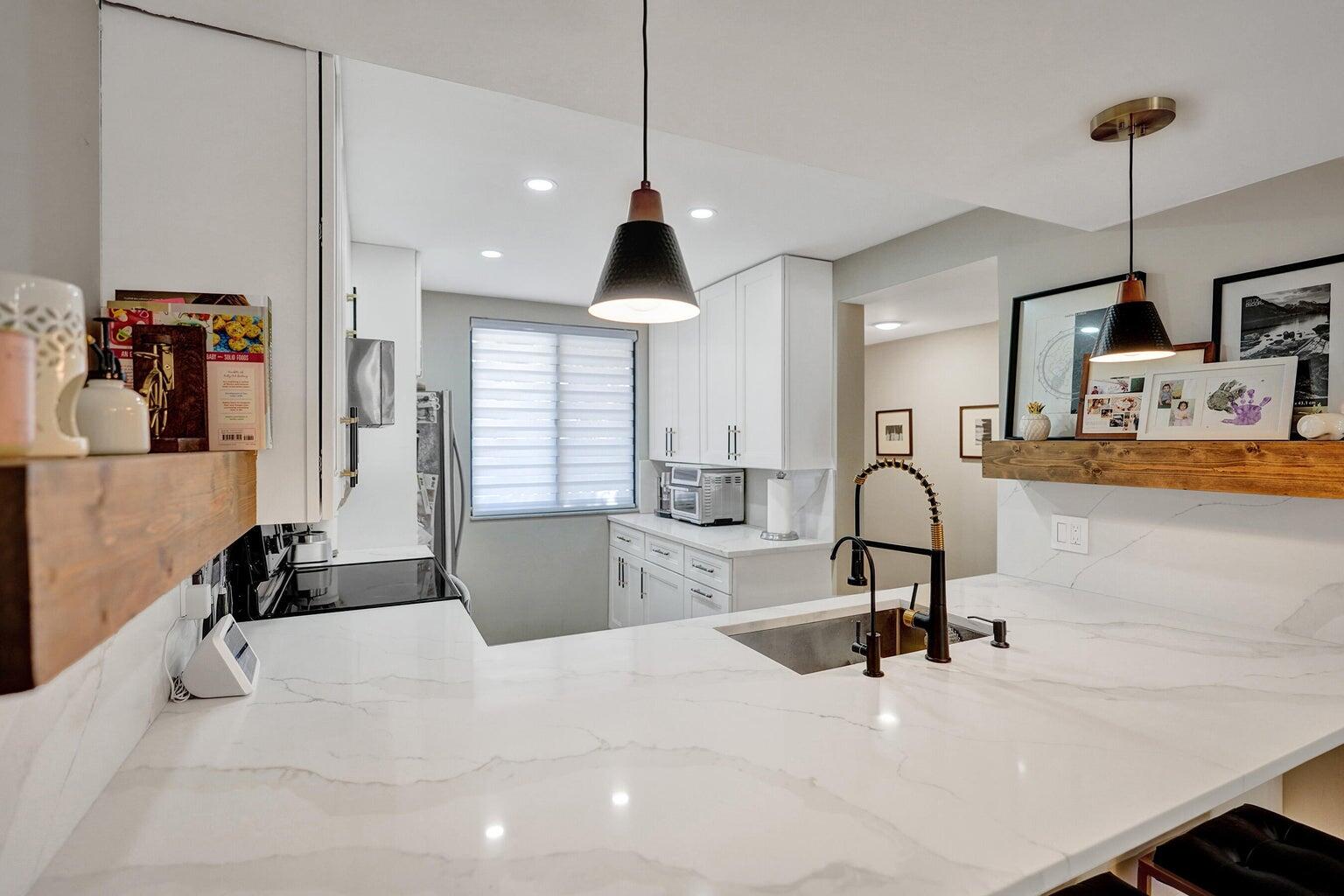 6193 Balboa Circle 201