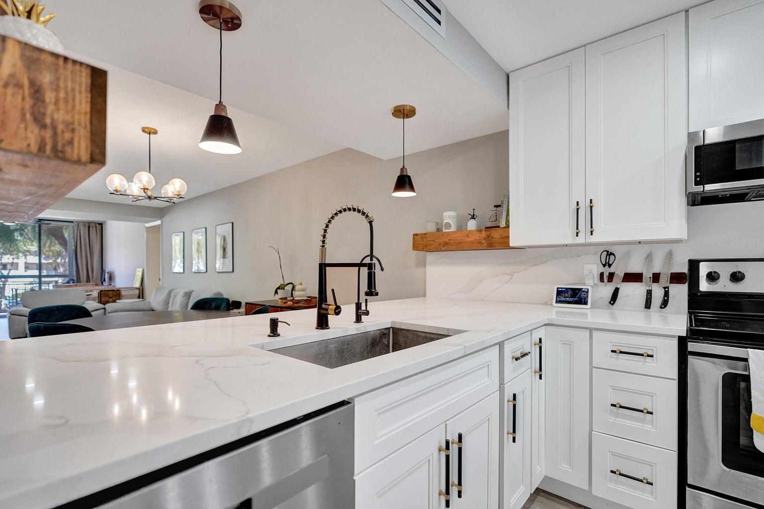 6193 Balboa Circle 201