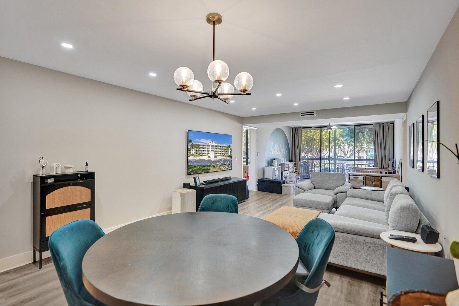 6193 Balboa Circle 201