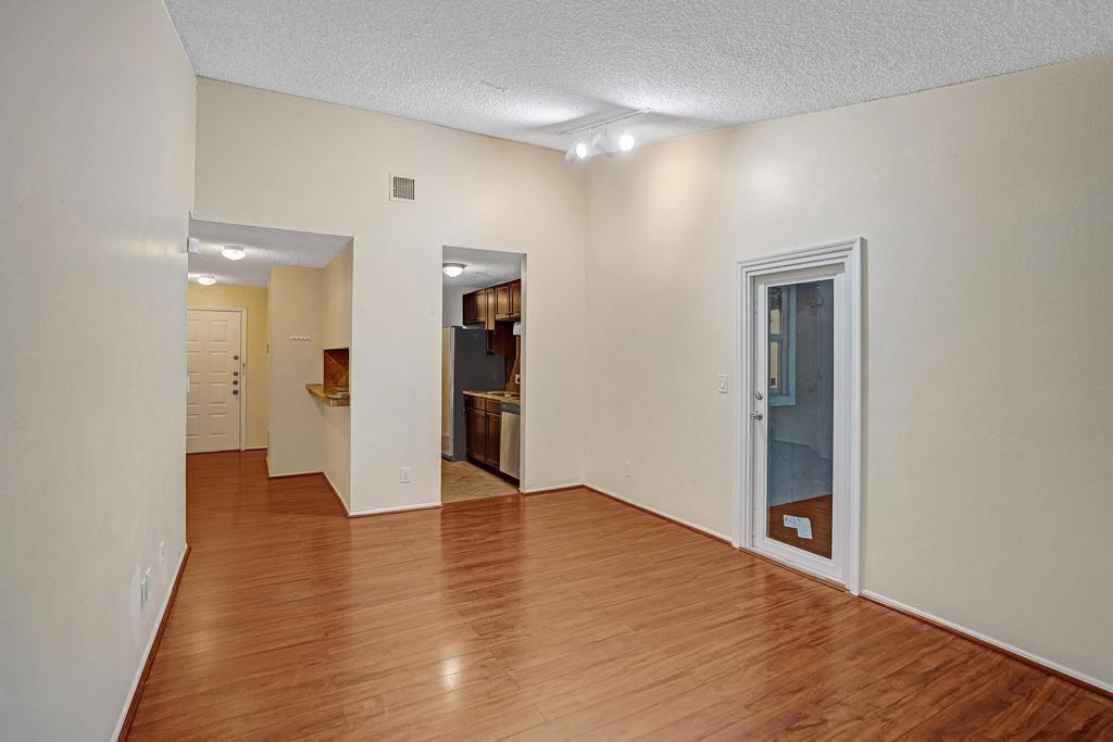 2301 N Congress Avenue 27