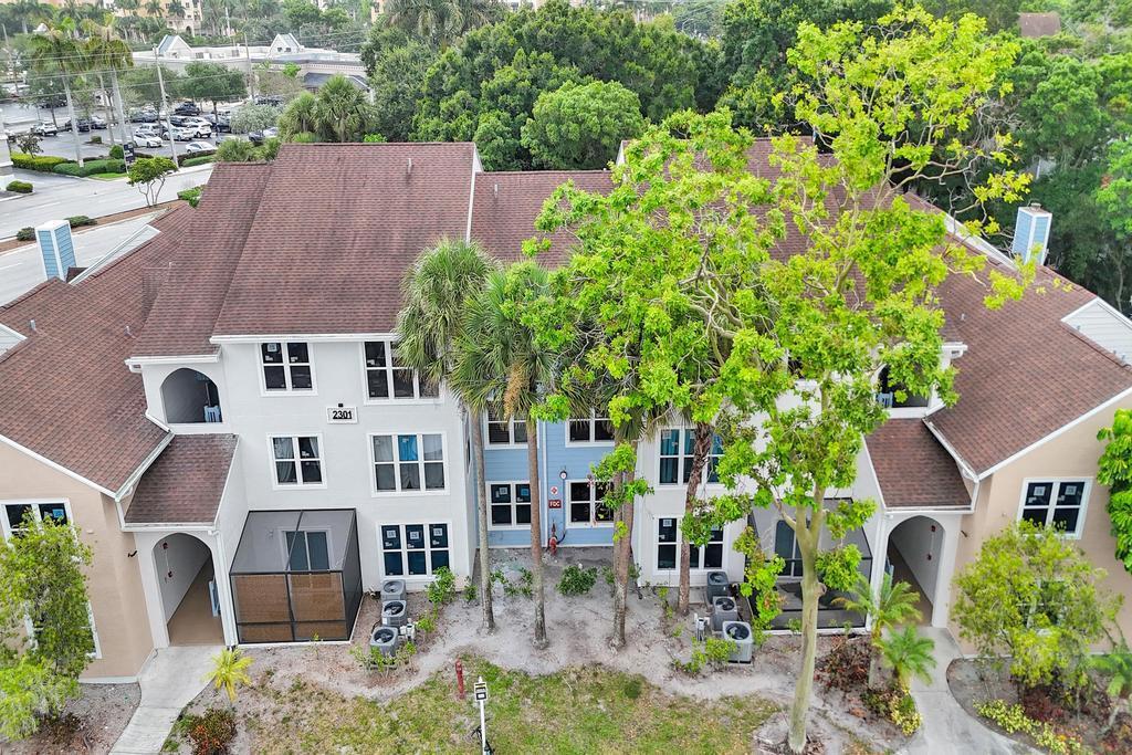 2301 N Congress Avenue 27