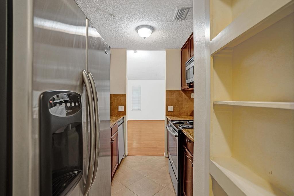 2301 N Congress Avenue 27